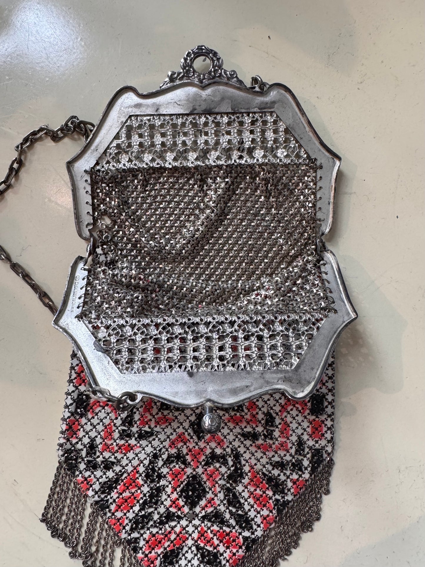 1920s Salmon Pink & White Metal Mesh Flapper Purse