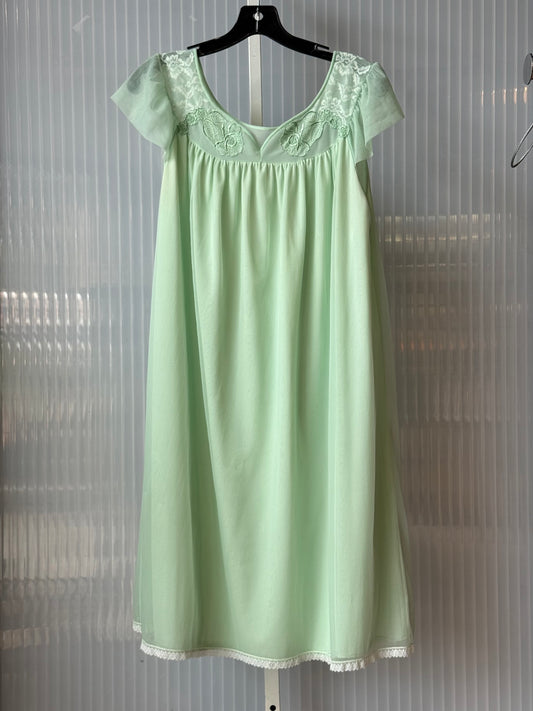 1960s Sea Green Embroidered Nightie