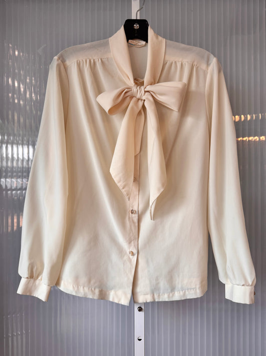 1970s Ivory Pussybow Blouse