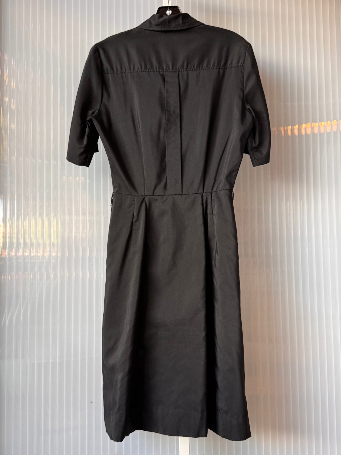 1950s Black Short-Sleeve Shirtwaist Dress