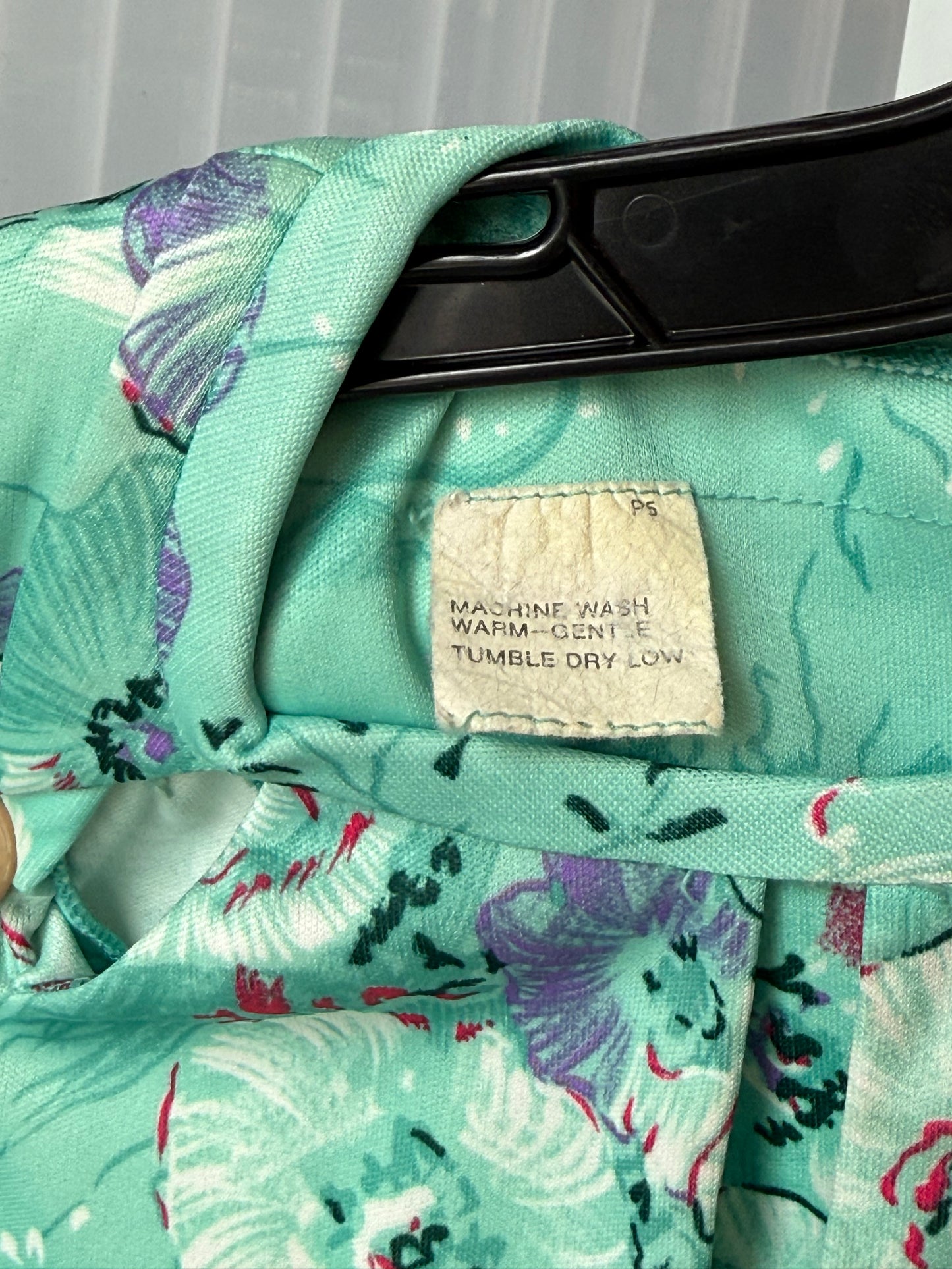1960s Aqua Green Floral Print Keyhole Neck Shift Dress