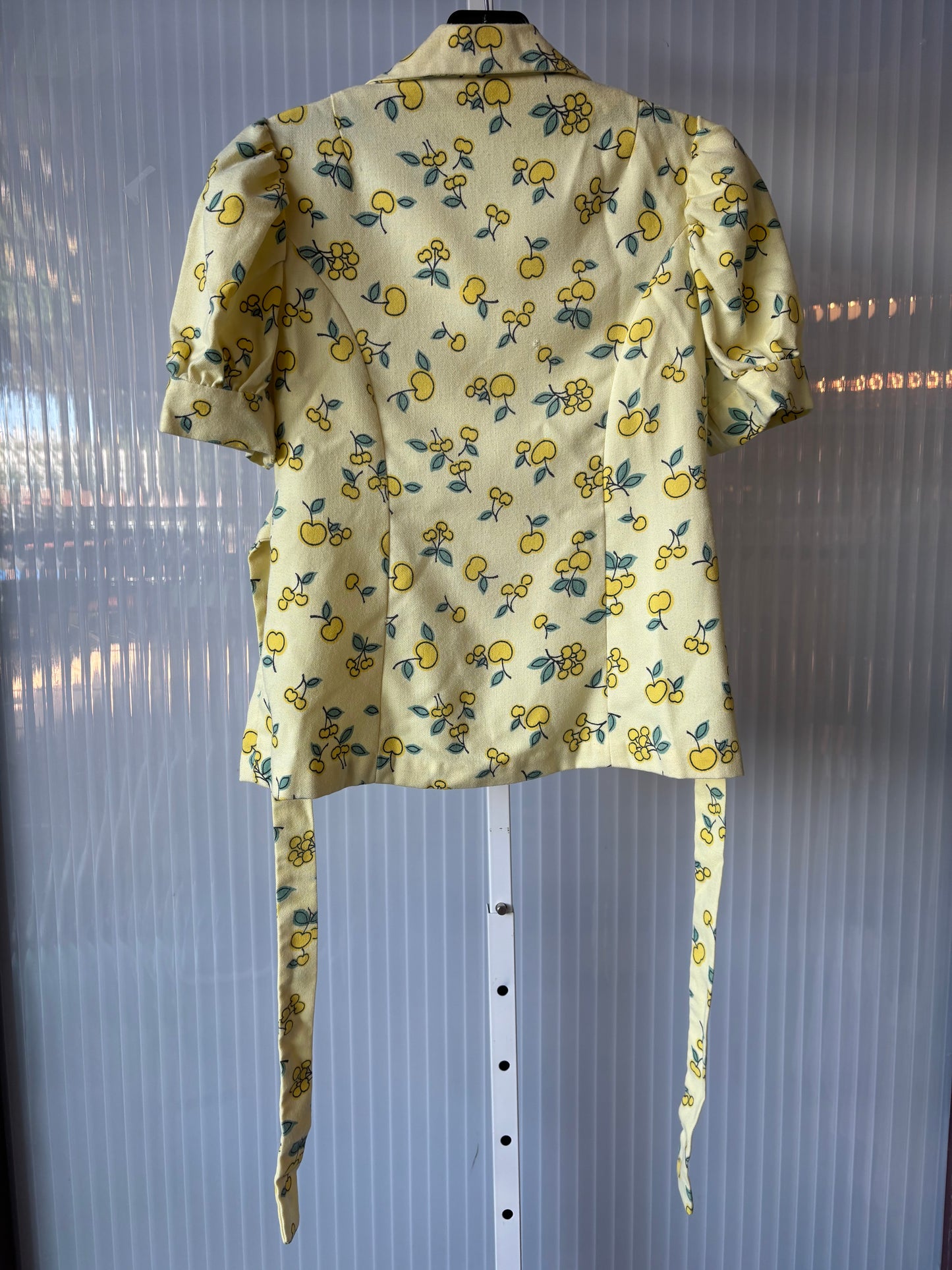 1960s Yellow Cherry-Print Puff-Sleeve Button-Up Blouse