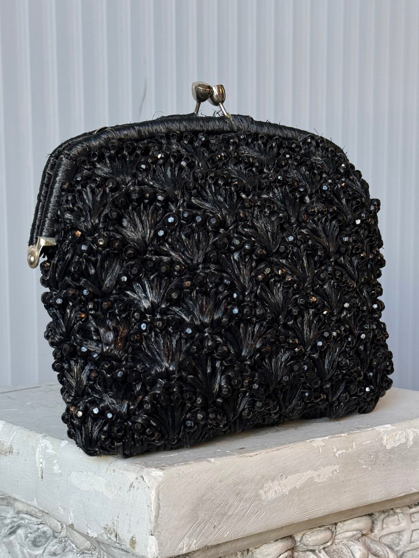 1950s Black Beaded Kiss Lock Purse