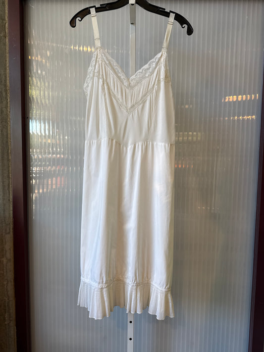 White Slip With Lace and Pleats