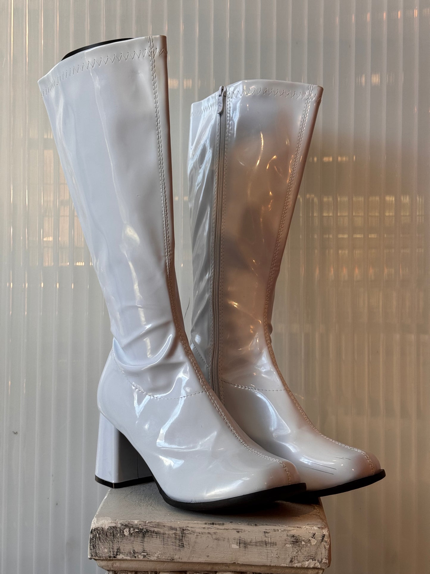 1960s Reproduction White Gogo Boots