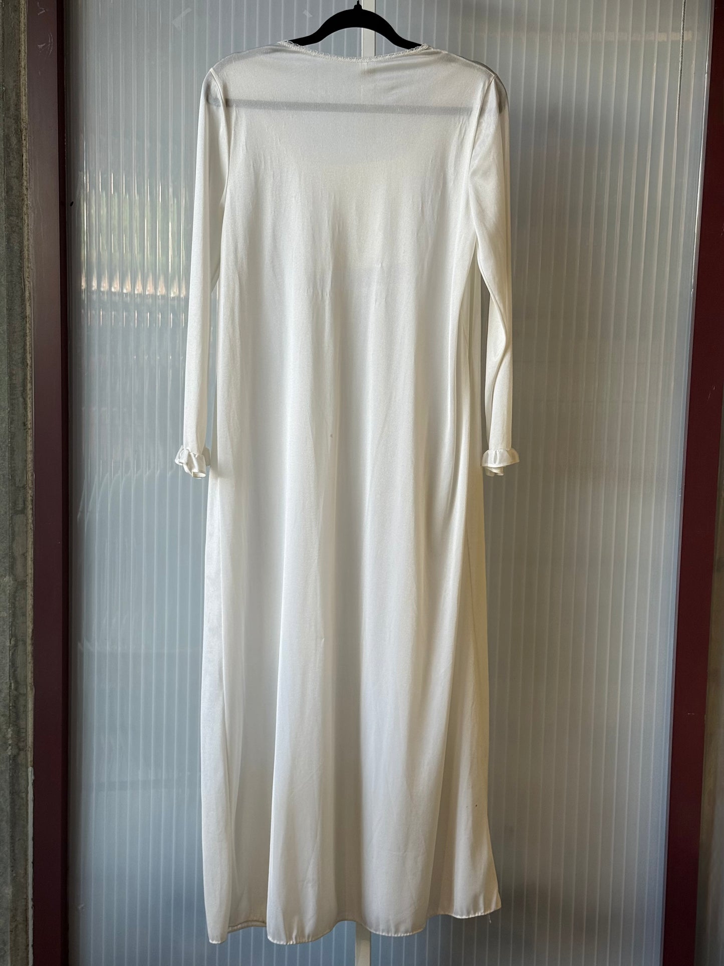1970s Pintuck Bib White Nightgown