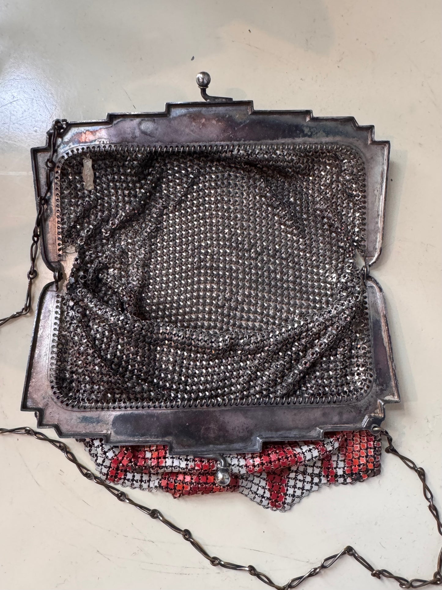 1920s White & Red Metal Mesh Flapper Purse