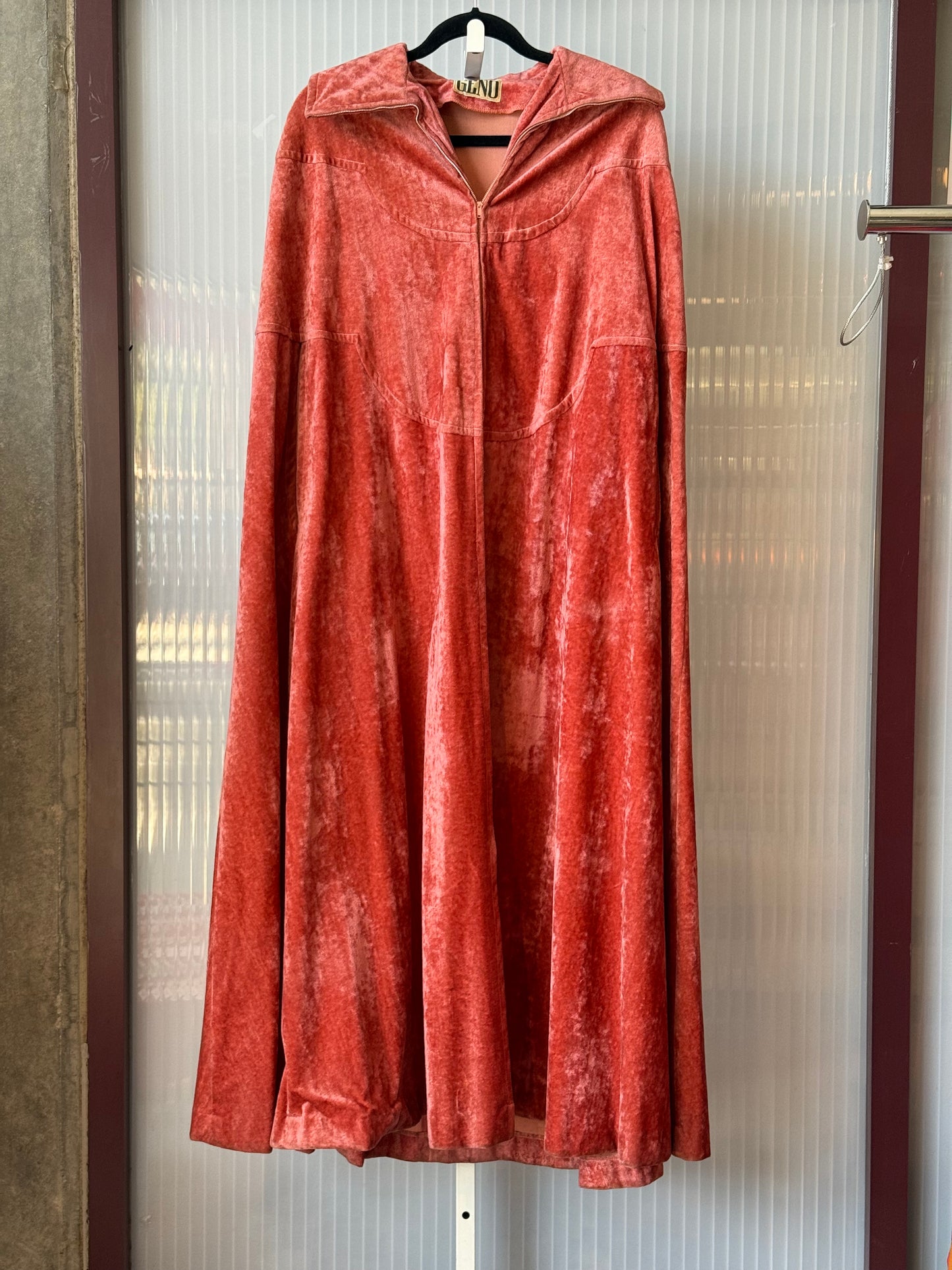 1980s Mauve Crushed Velvet Cape