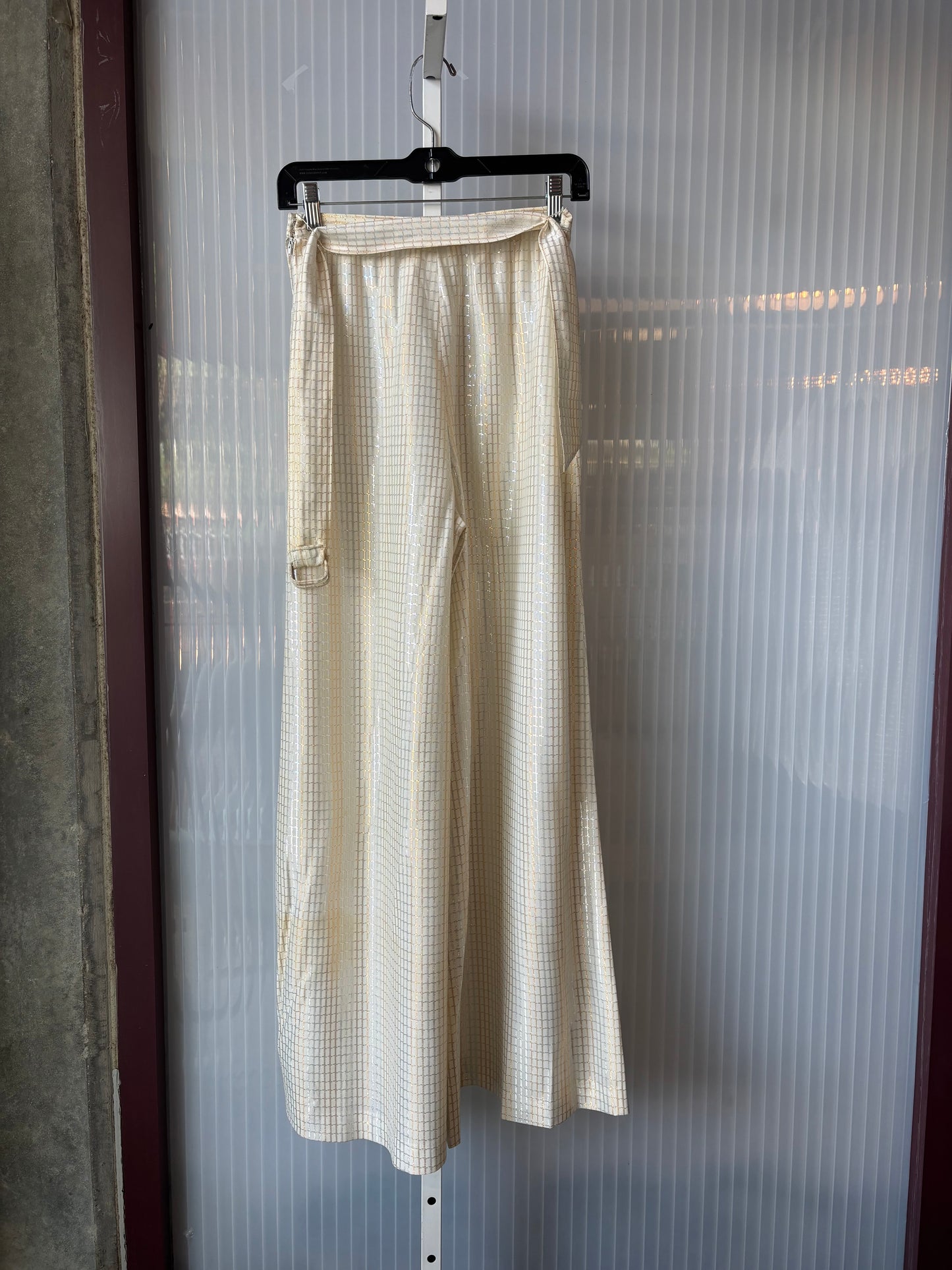 1970s Silver & Gold Patterned White Disco Blouse & Pants Set