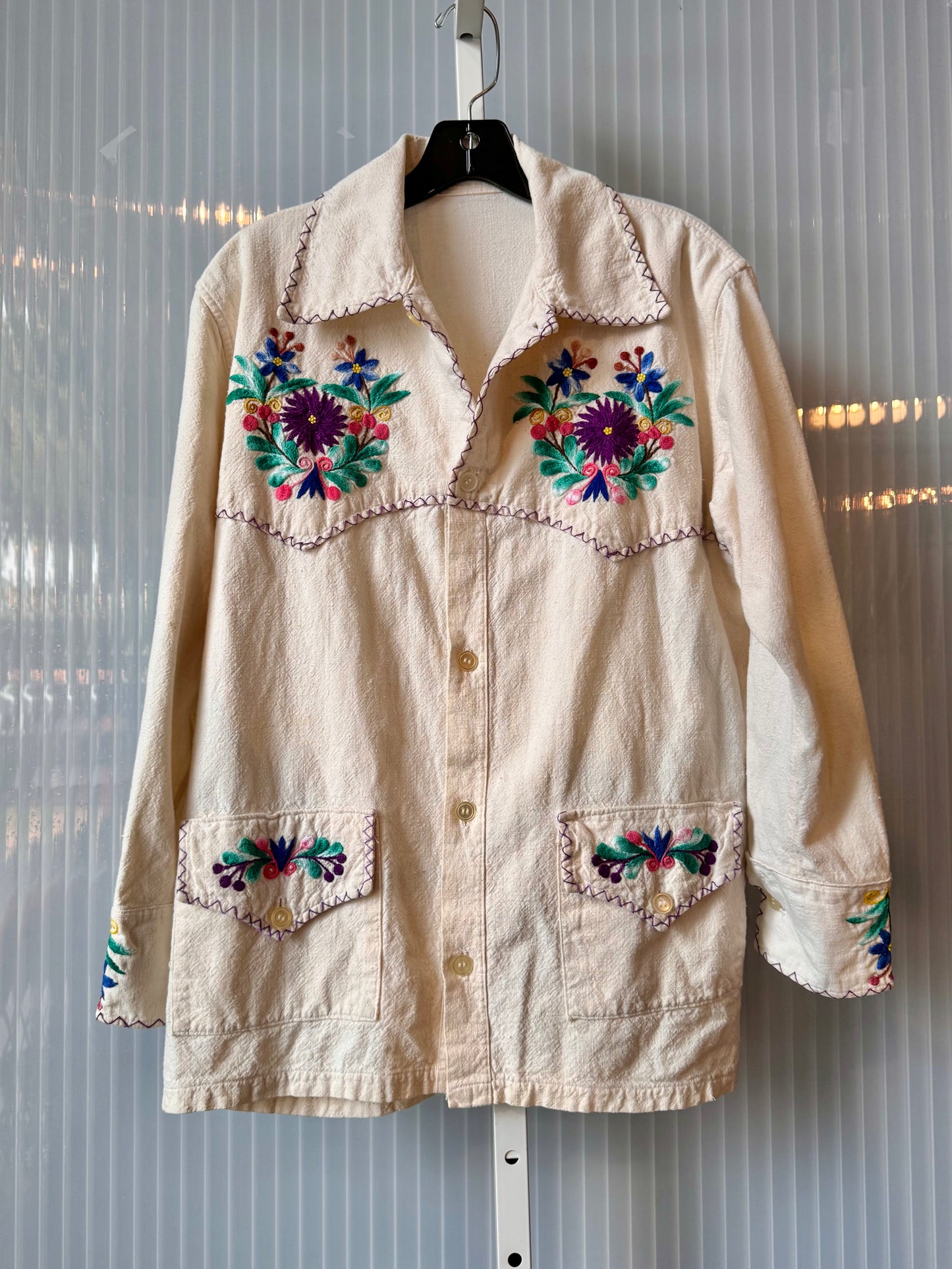 1950s Hand Embroidered Floral Mexican Button up shirt