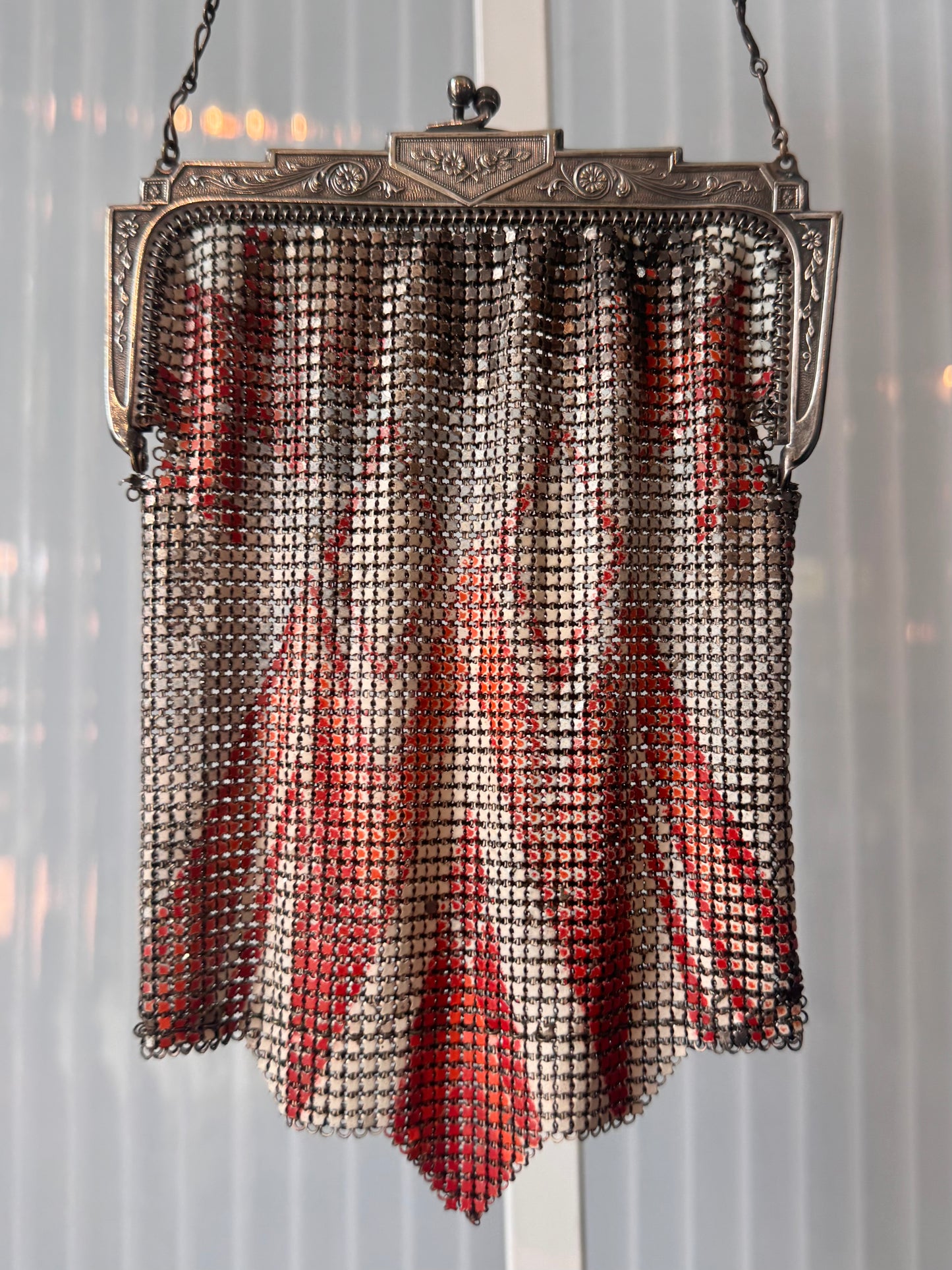 1920s White & Red Metal Mesh Flapper Purse