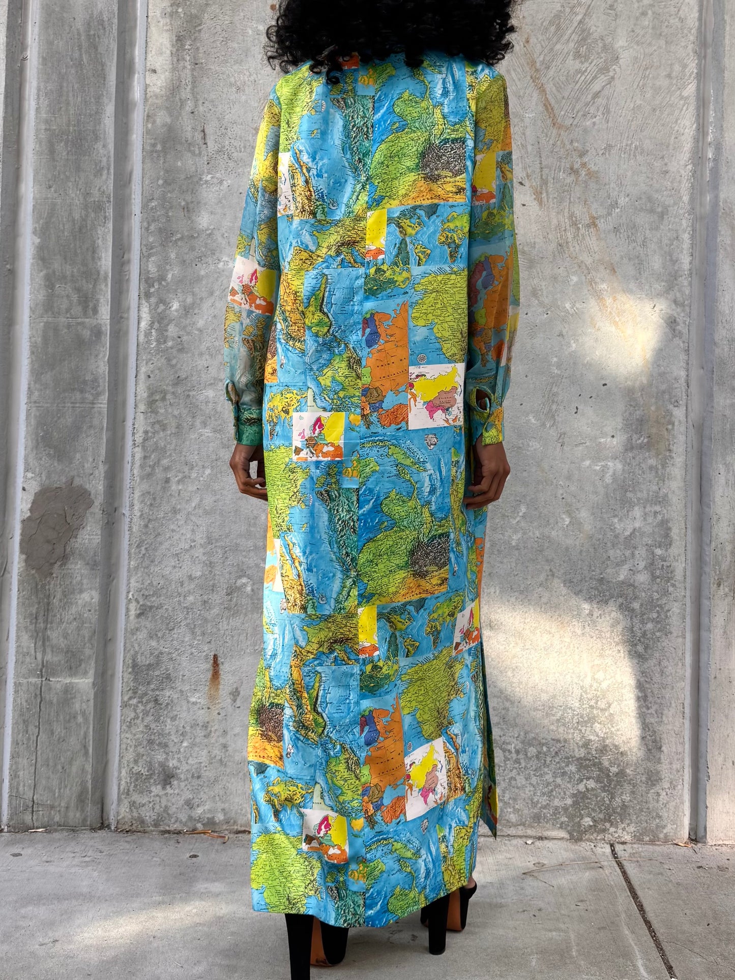 1970s Point Collar Geography Dress
