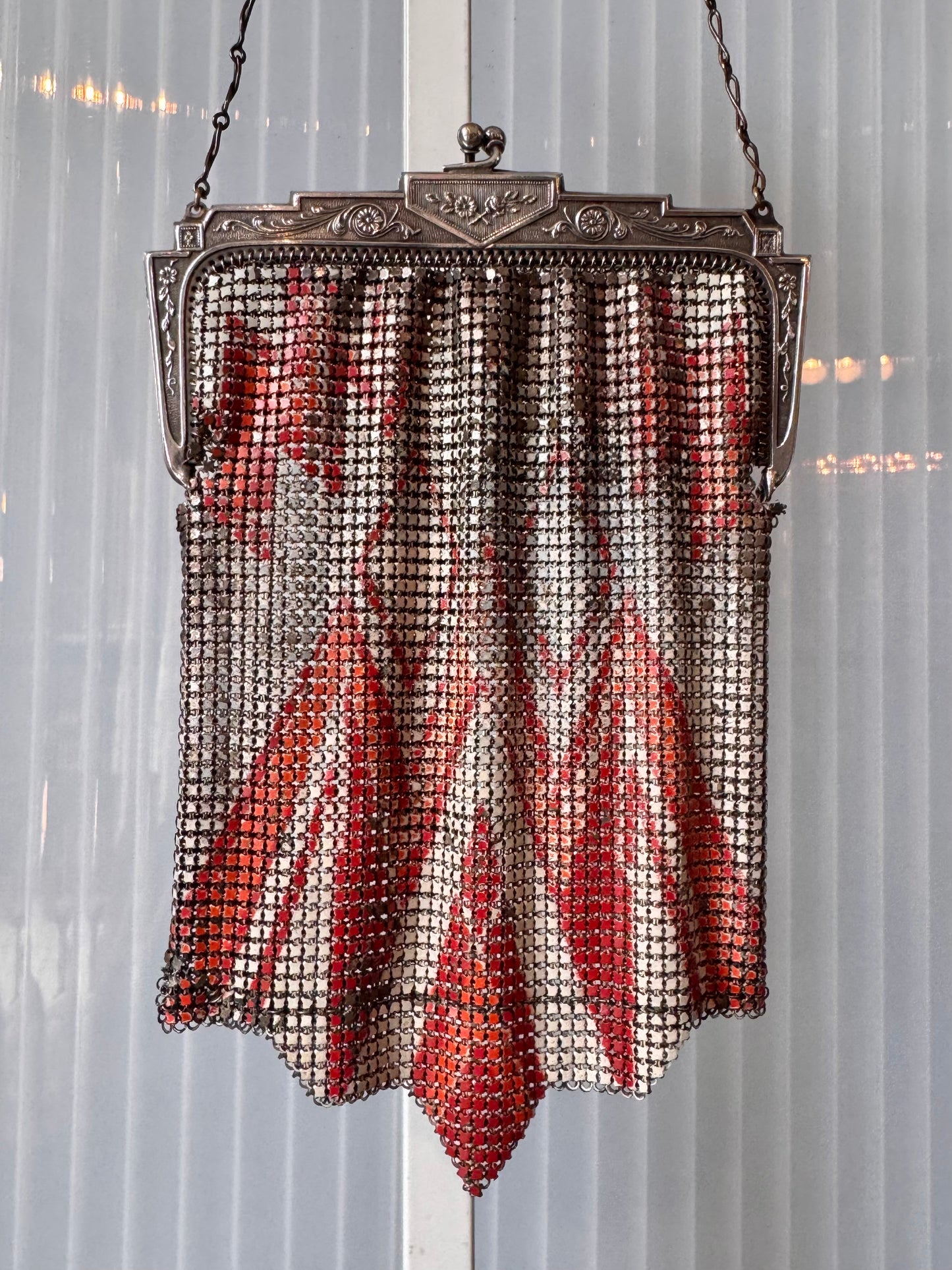1920s White & Red Metal Mesh Flapper Purse