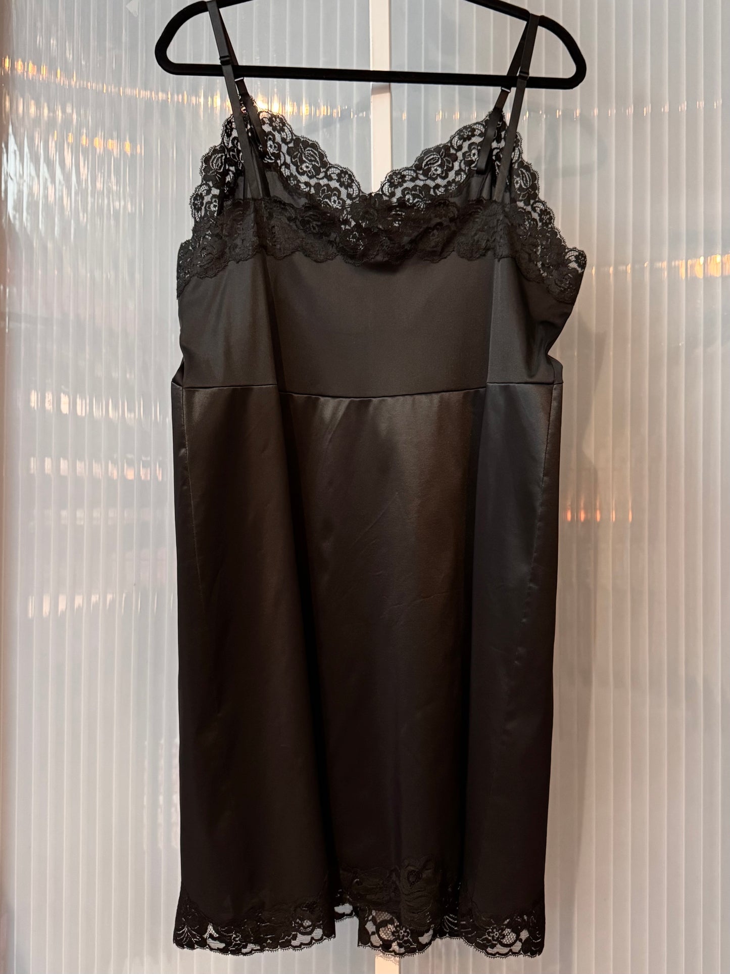 1960s Black Slip with Floral Lace Trim