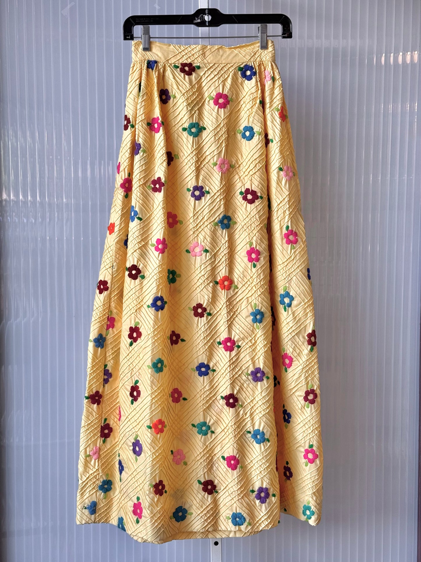 1970s Butter Yellow Pintuck Grid Skirt w/ Flower Embroidery