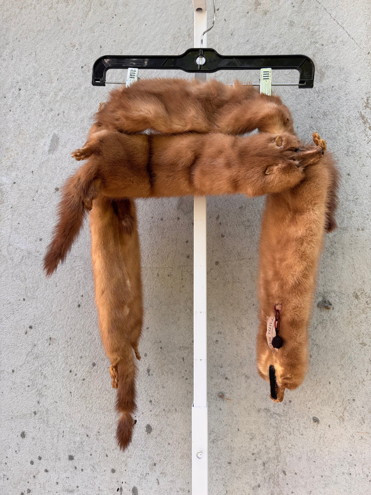 Tan Four Pelt Mink Collar