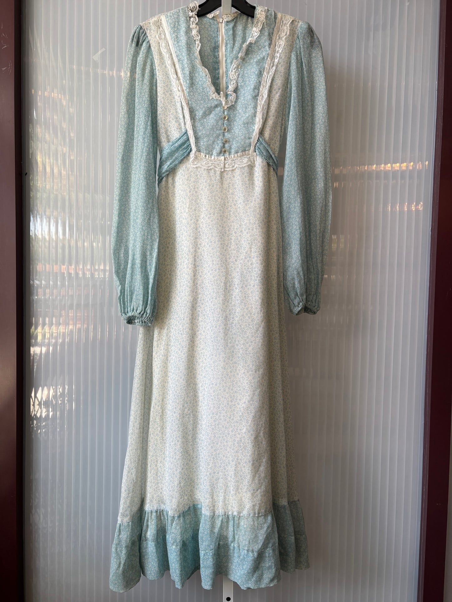 1970s Blue and White Floral Prairie Dress