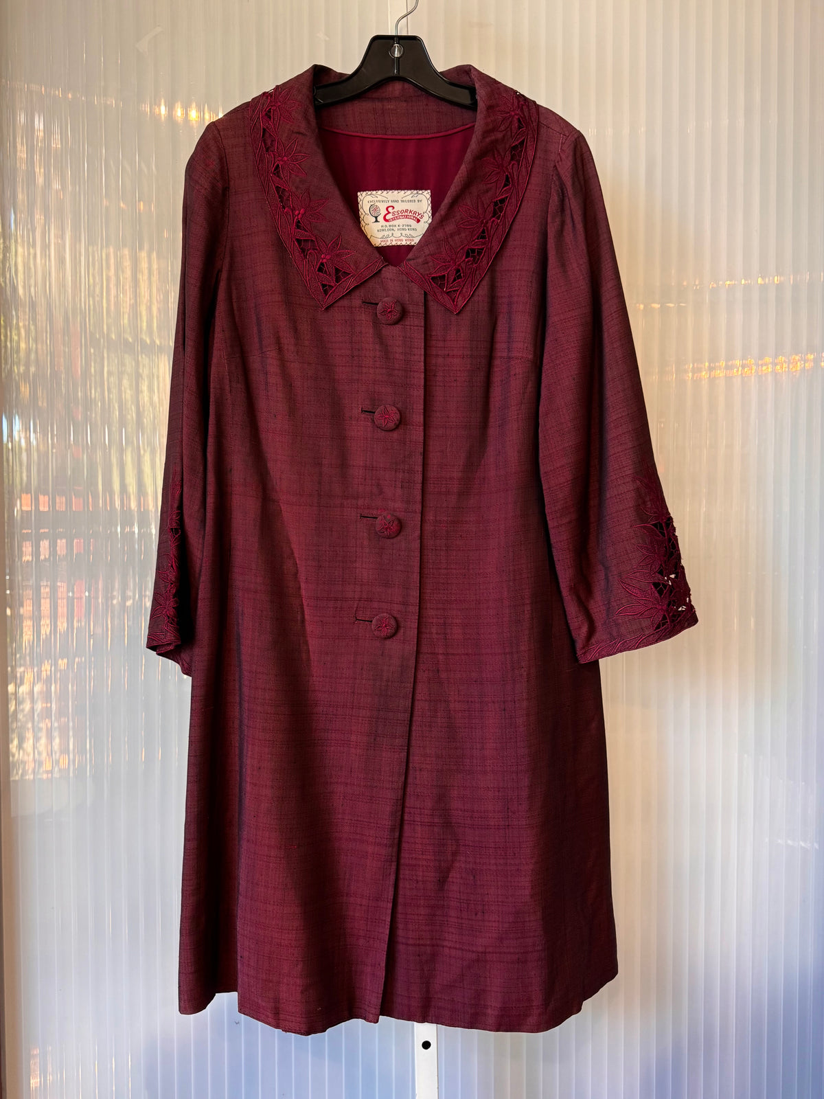 1960s Burgundy Red Coat With Foliage Embroidered Collar