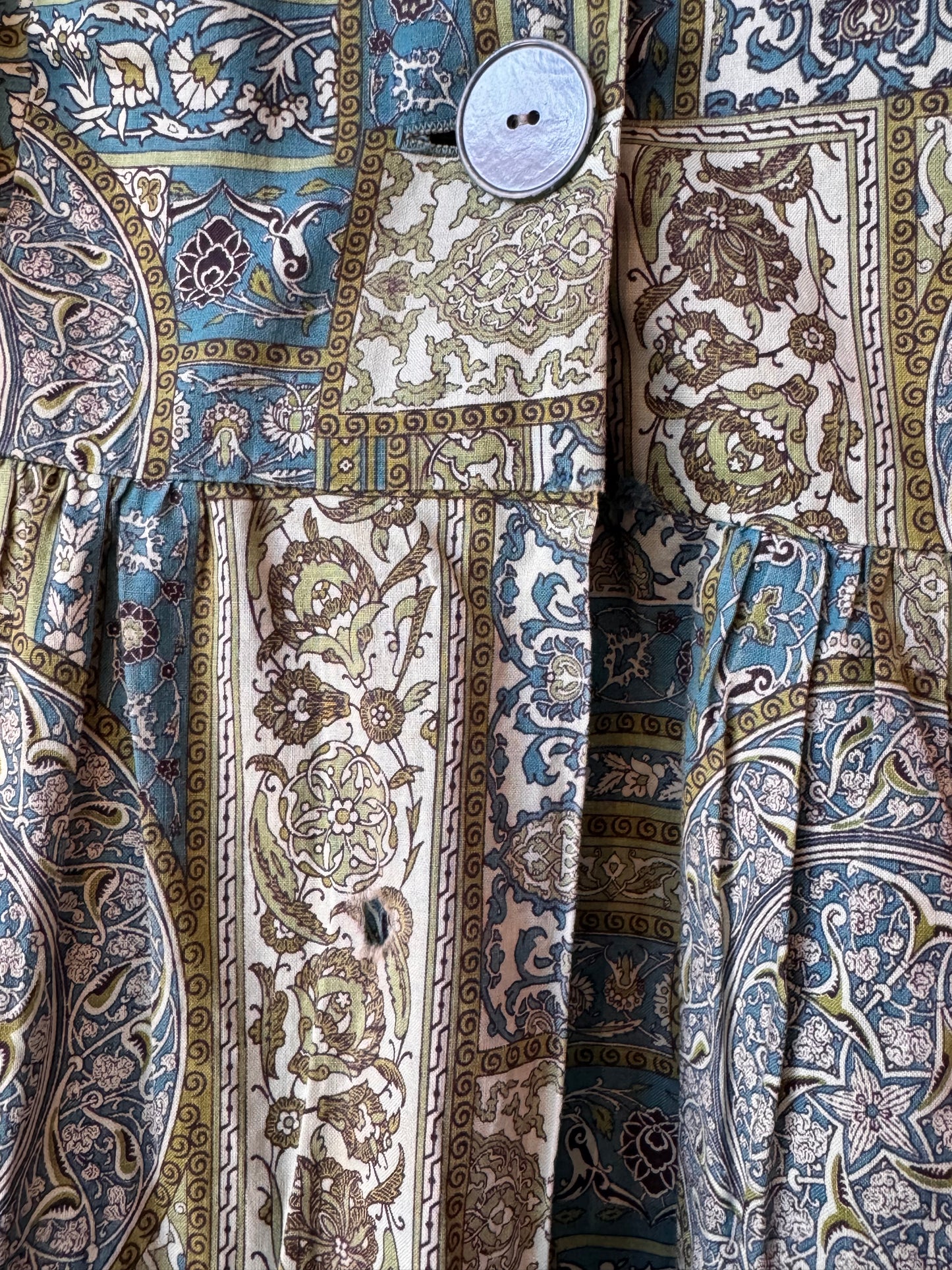 1960s Blue & Green Floral Shirtwaist Dress