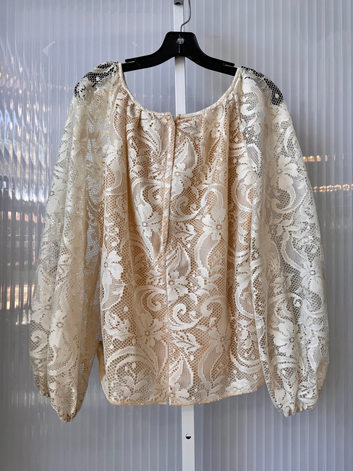 1970s Cream Lace Top & Skirt Set