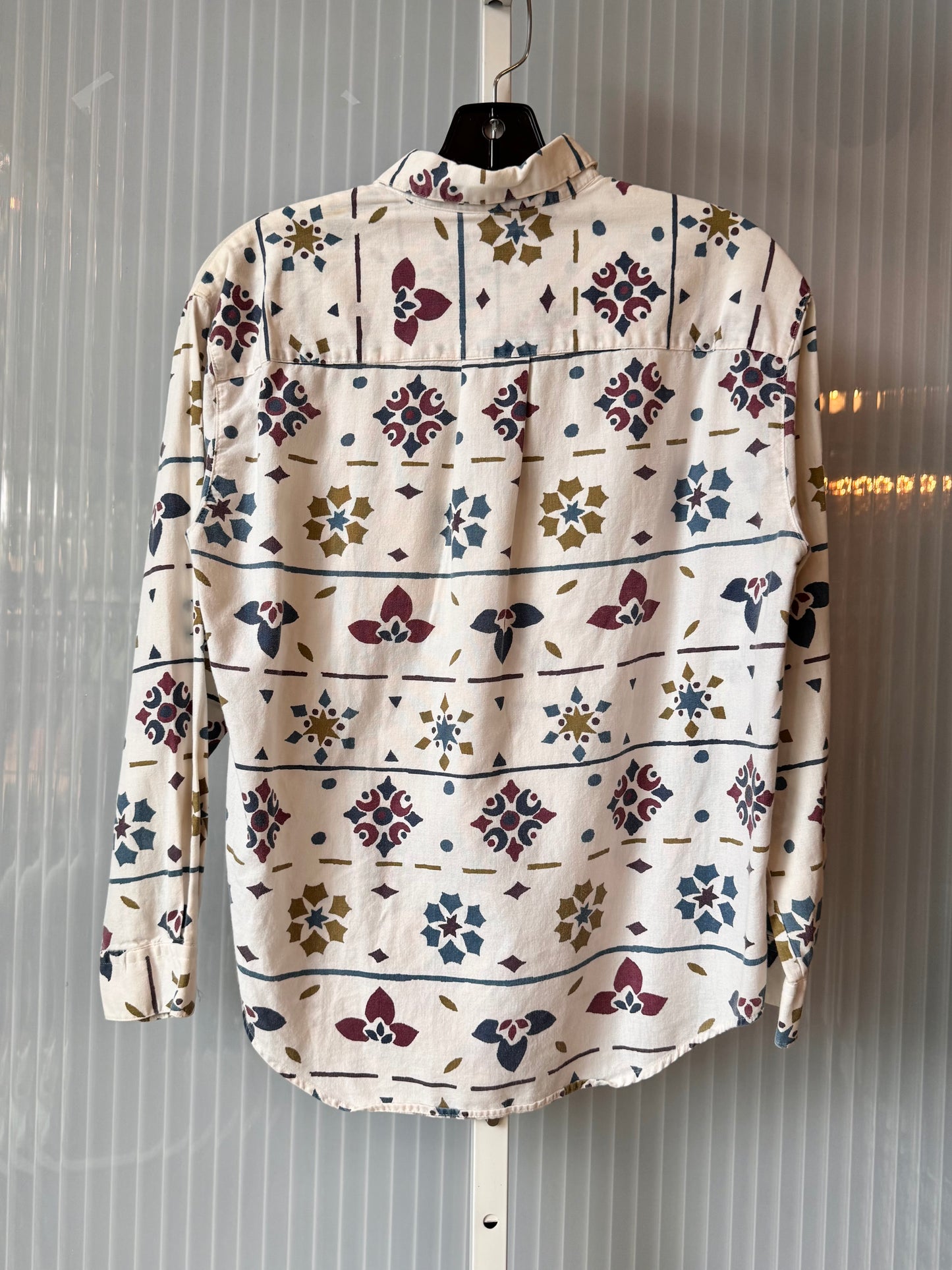 1980s Lee White Button-Up Shirt w/ Geometric Print