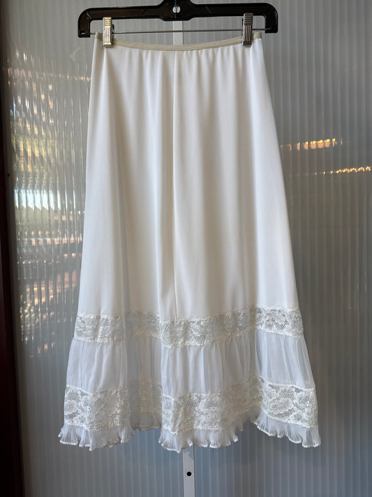 1960s White Skirt Slip w/ Pleat Ruffle