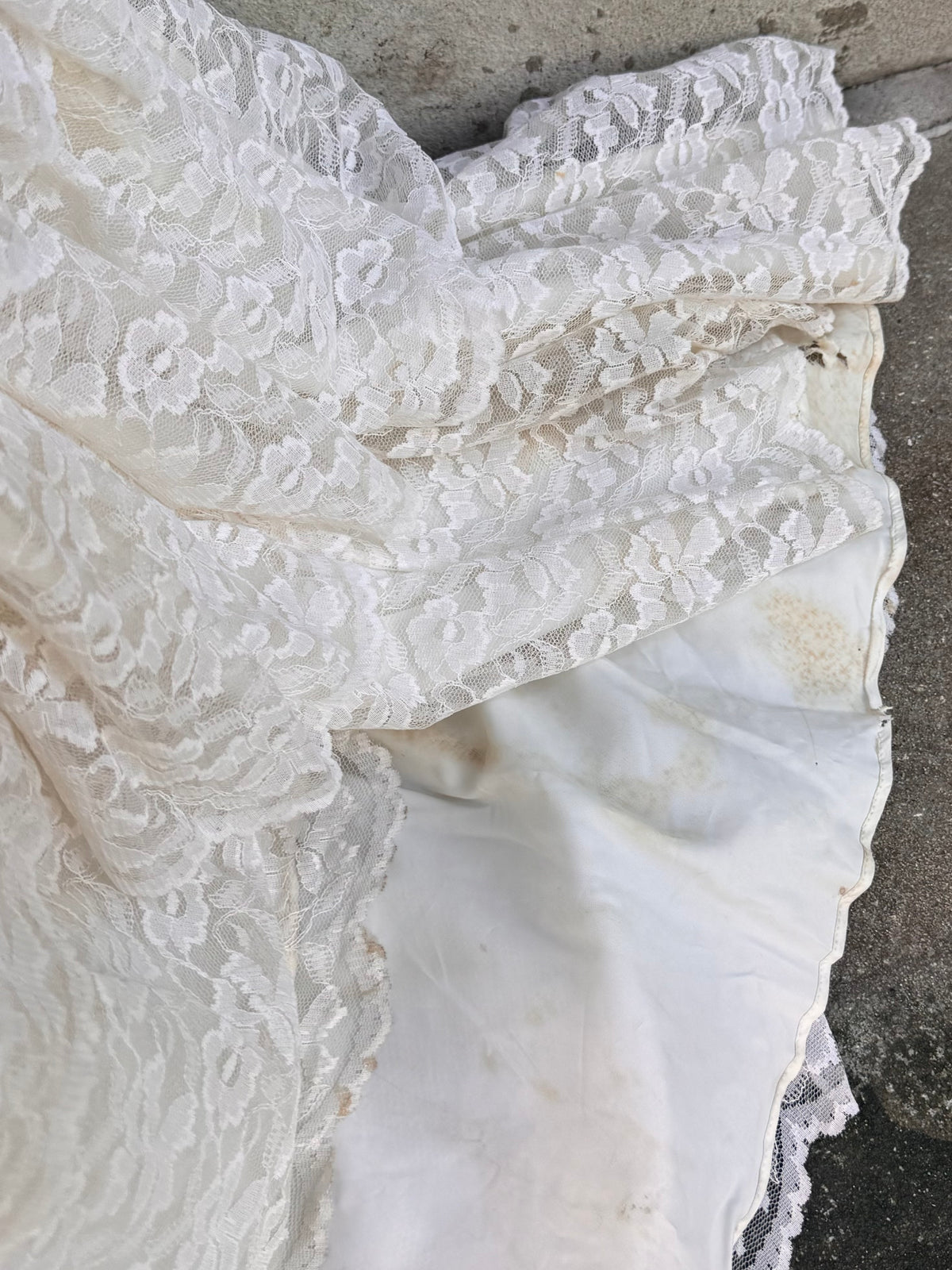 1970s Cream Tiered Floral Lace Wedding Dress