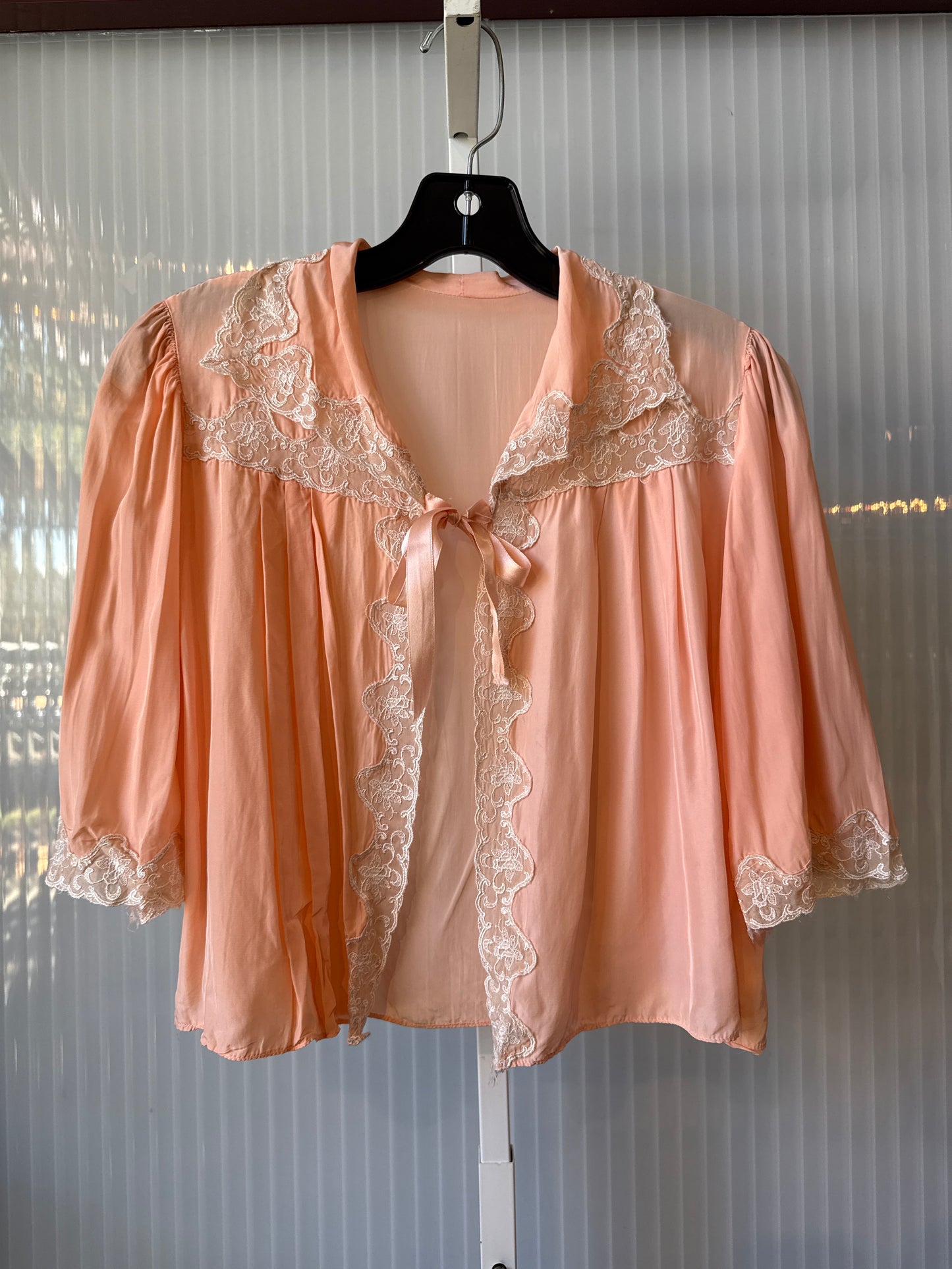 1950s Pink Lacy Bed Jacket
