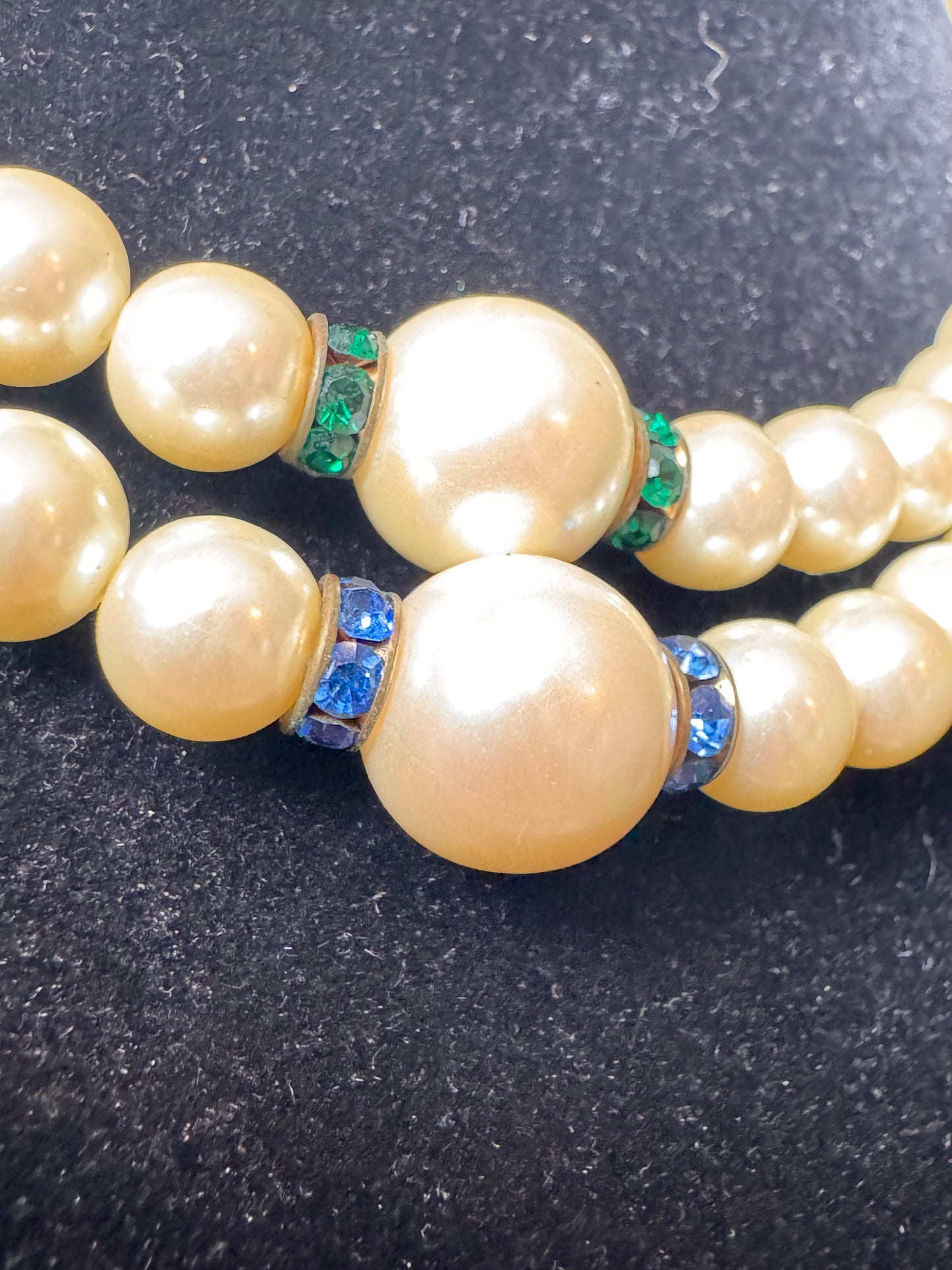 1980s Carolee 2 Strand Cream Pearl Necklace