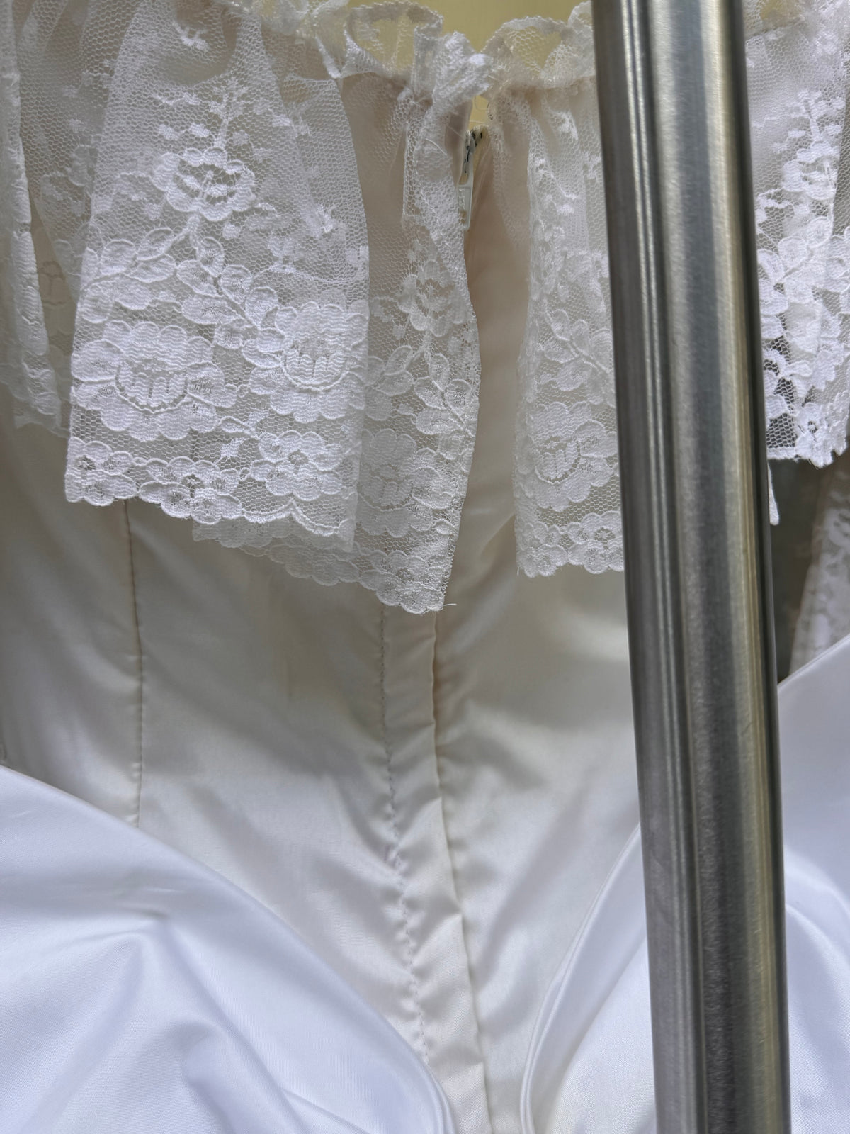 1980s does Renaissance Princess White Wedding Dress