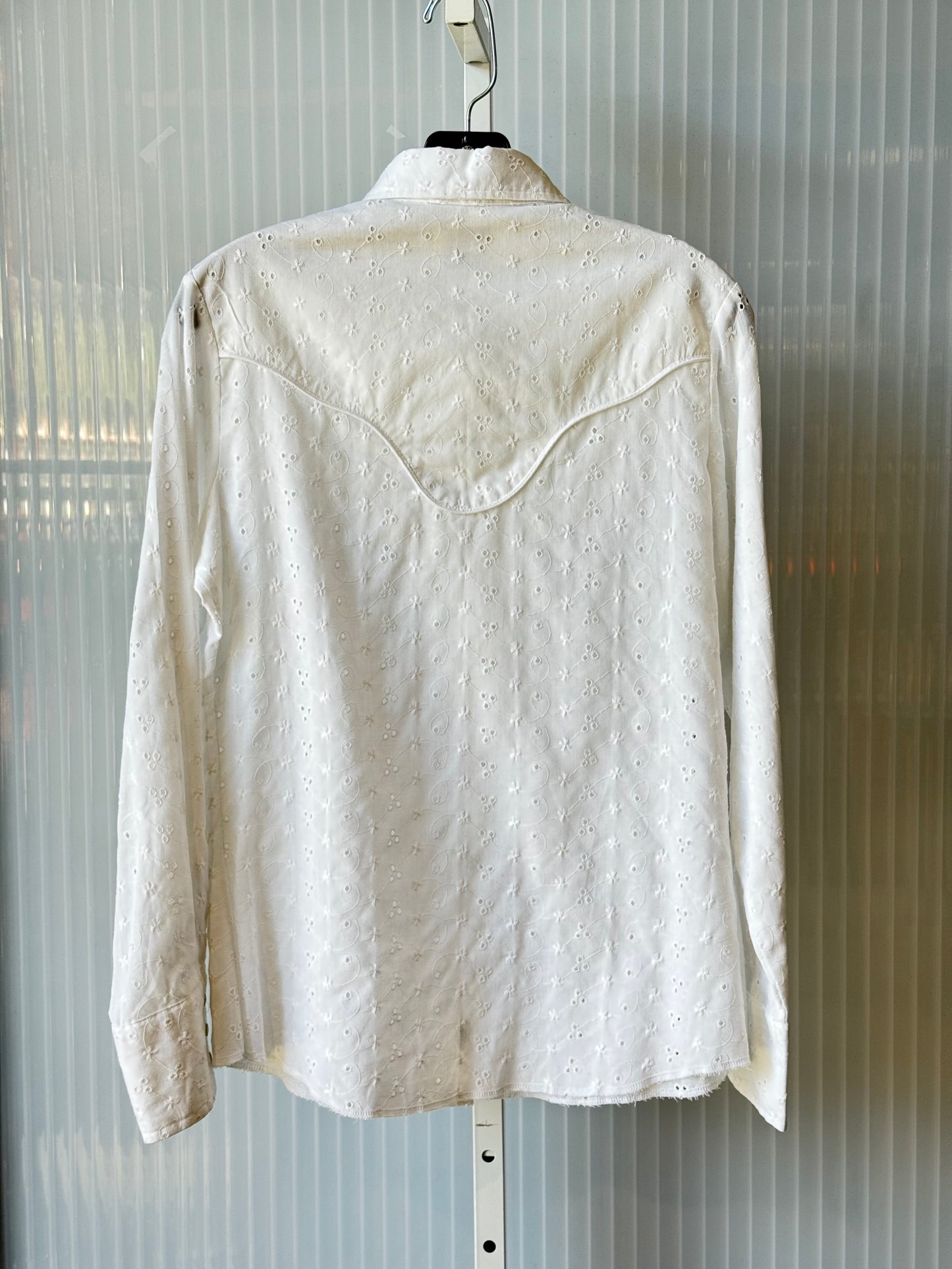 1970s Wrangler White Eyelet Western Shirt with Pearl Snaps
