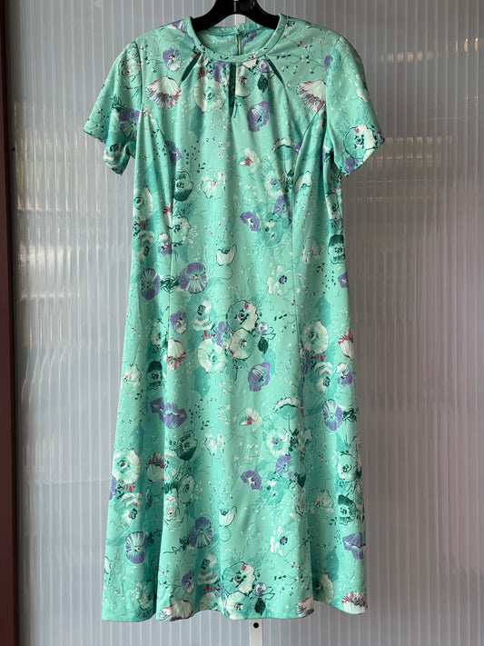 1960s Aqua Green Floral Print Keyhole Neck Shift Dress