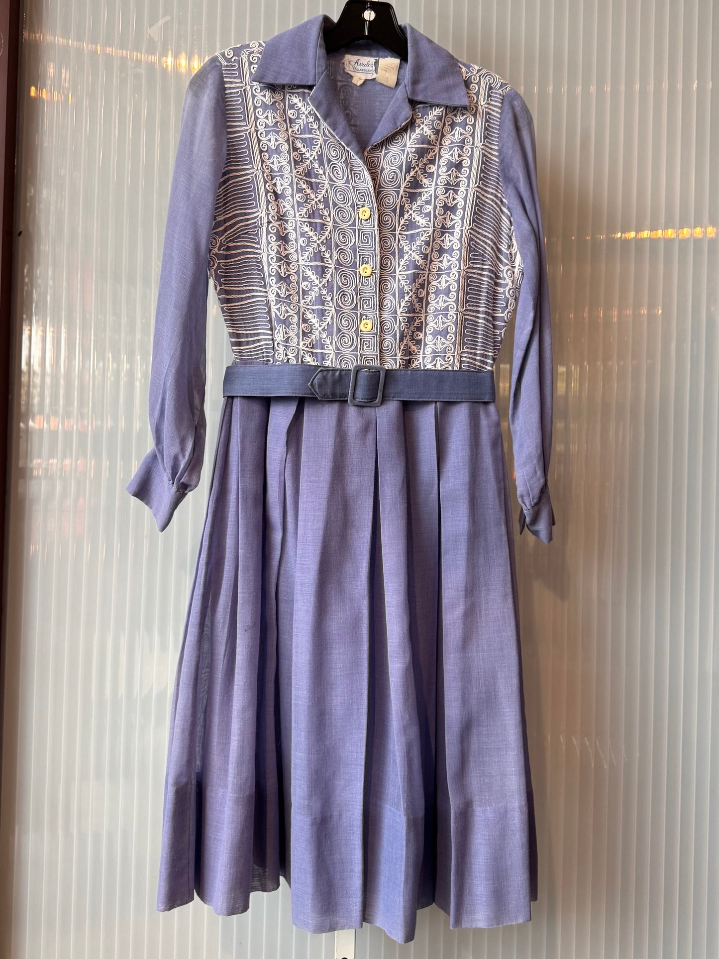 1950s / 60s Periwinkle Shirtwaist dress w/ Embroidery