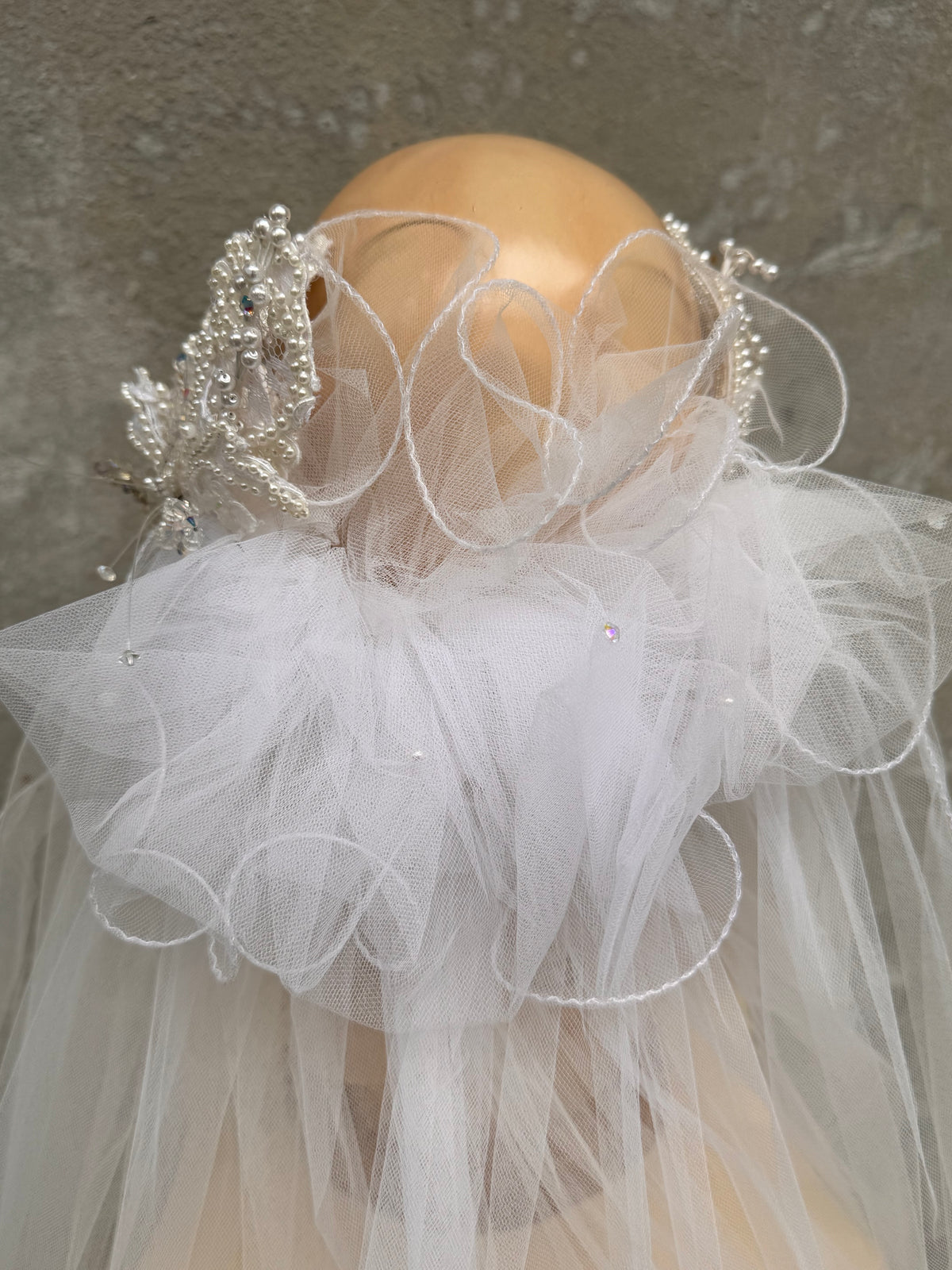 1960s White Pearl & Iridescent Beaded Crown Veil