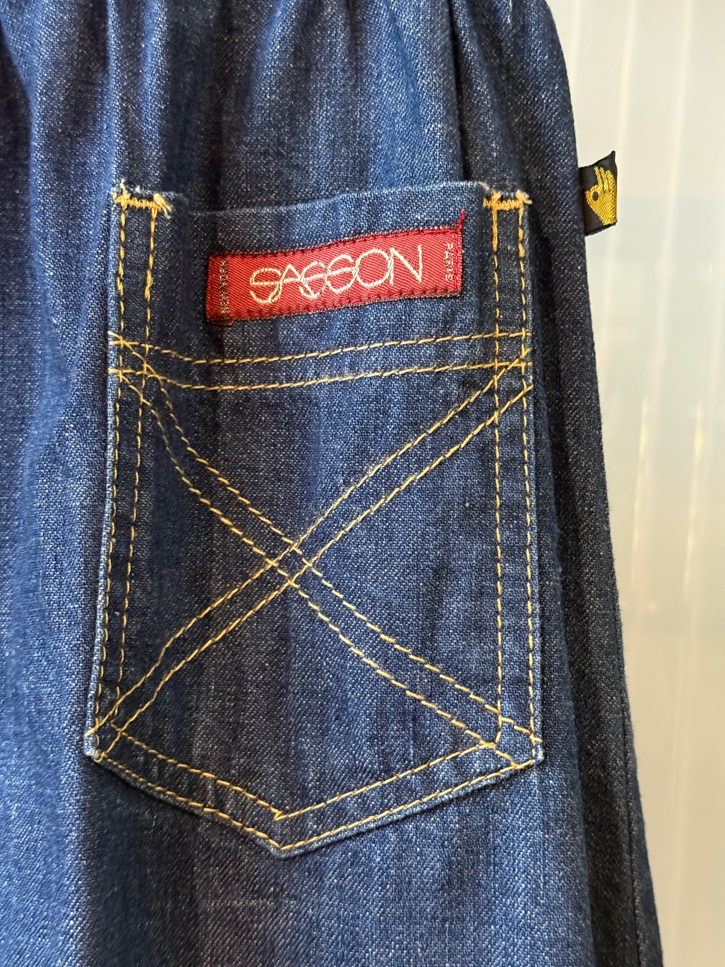1980s 100% Cotton Sasson Denim Skirt w/ Pockets