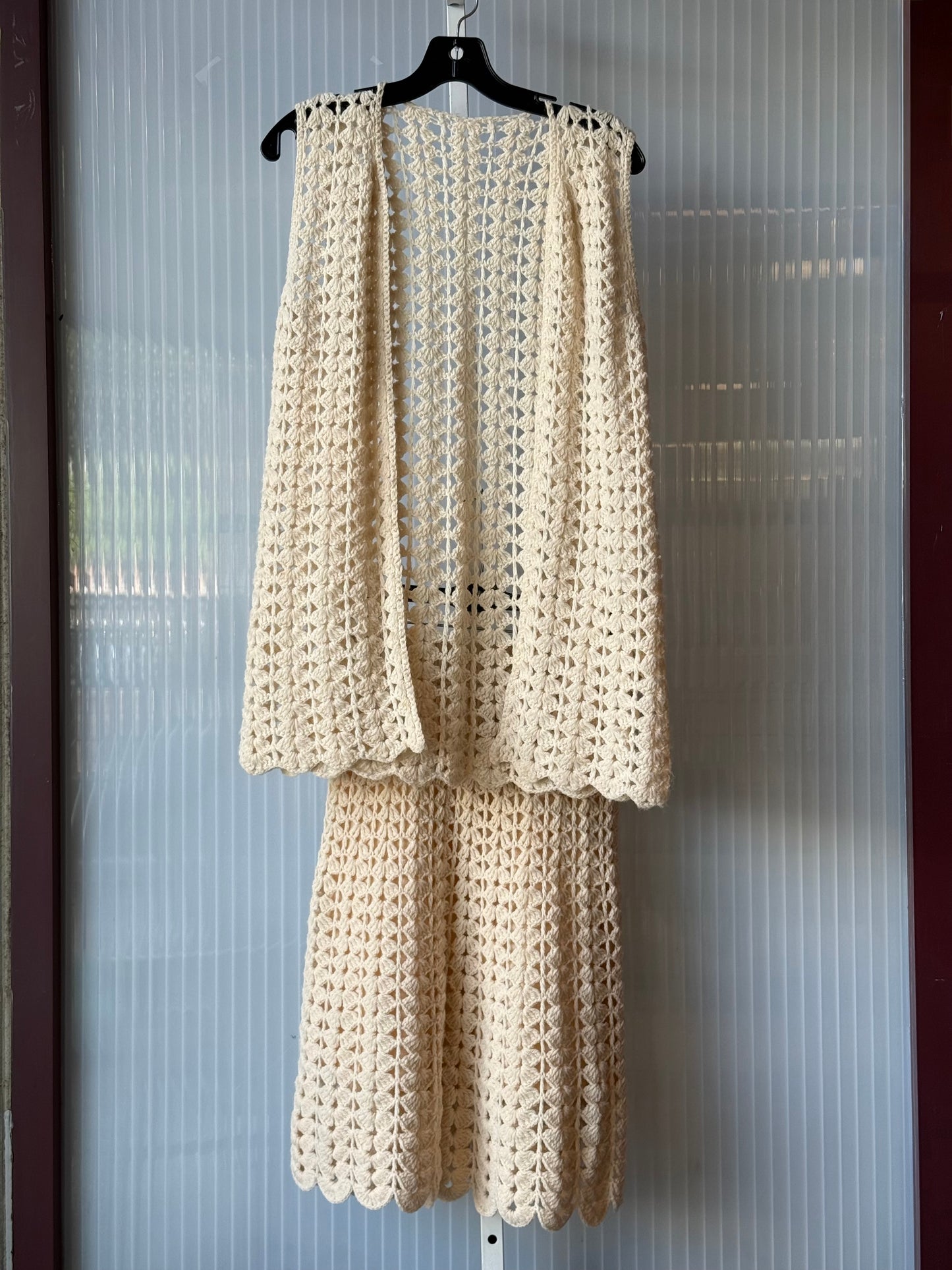 1970s Cream Crochet Long Vest & Skirt Set