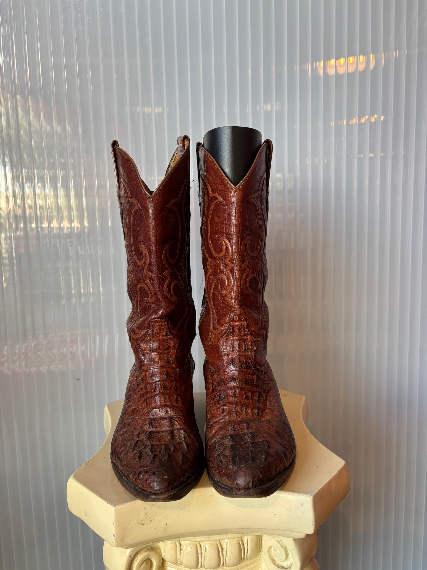 Los Altos Brown Caiman Hornback Boots