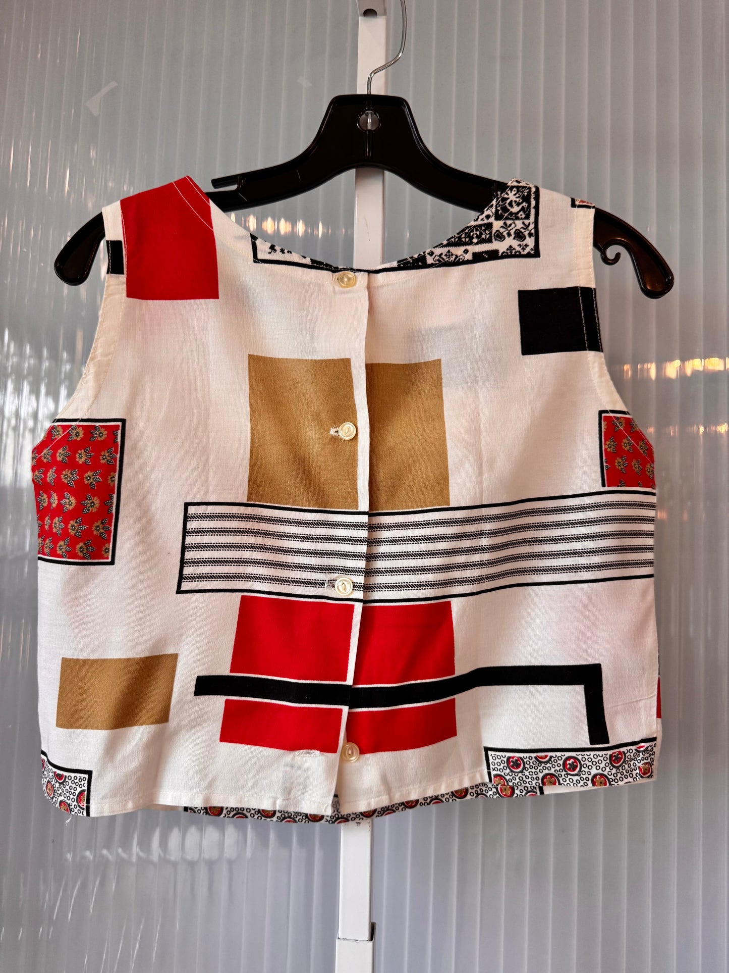 1980s Red & White Geometric Cropped Blouse