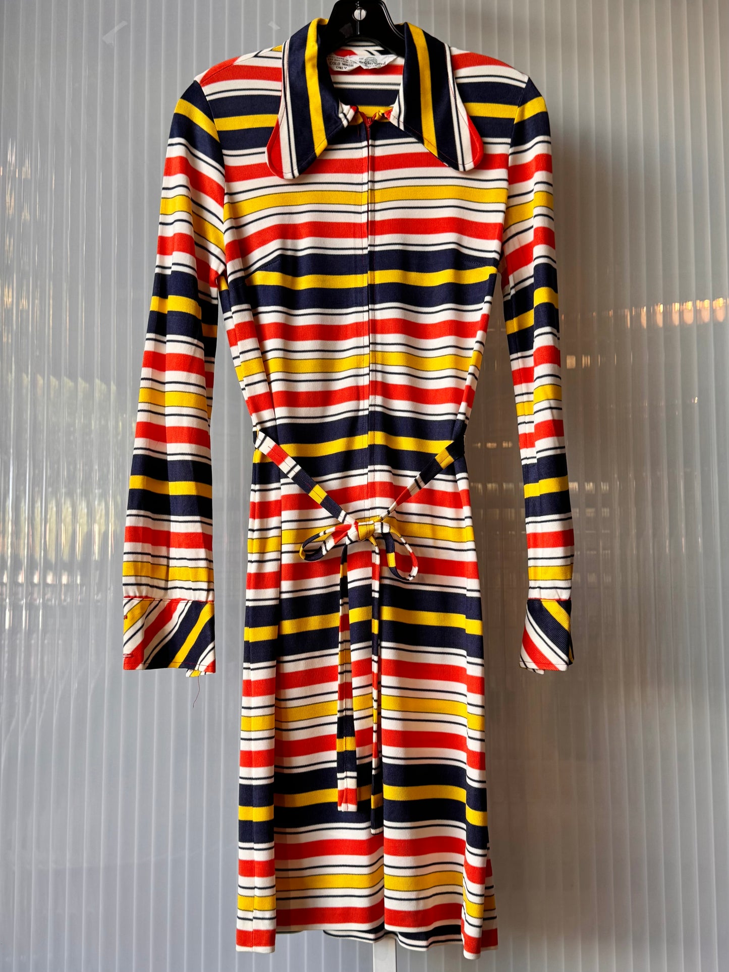 1970s Multicolor Striped Rounded Collar Zip-Up Dress