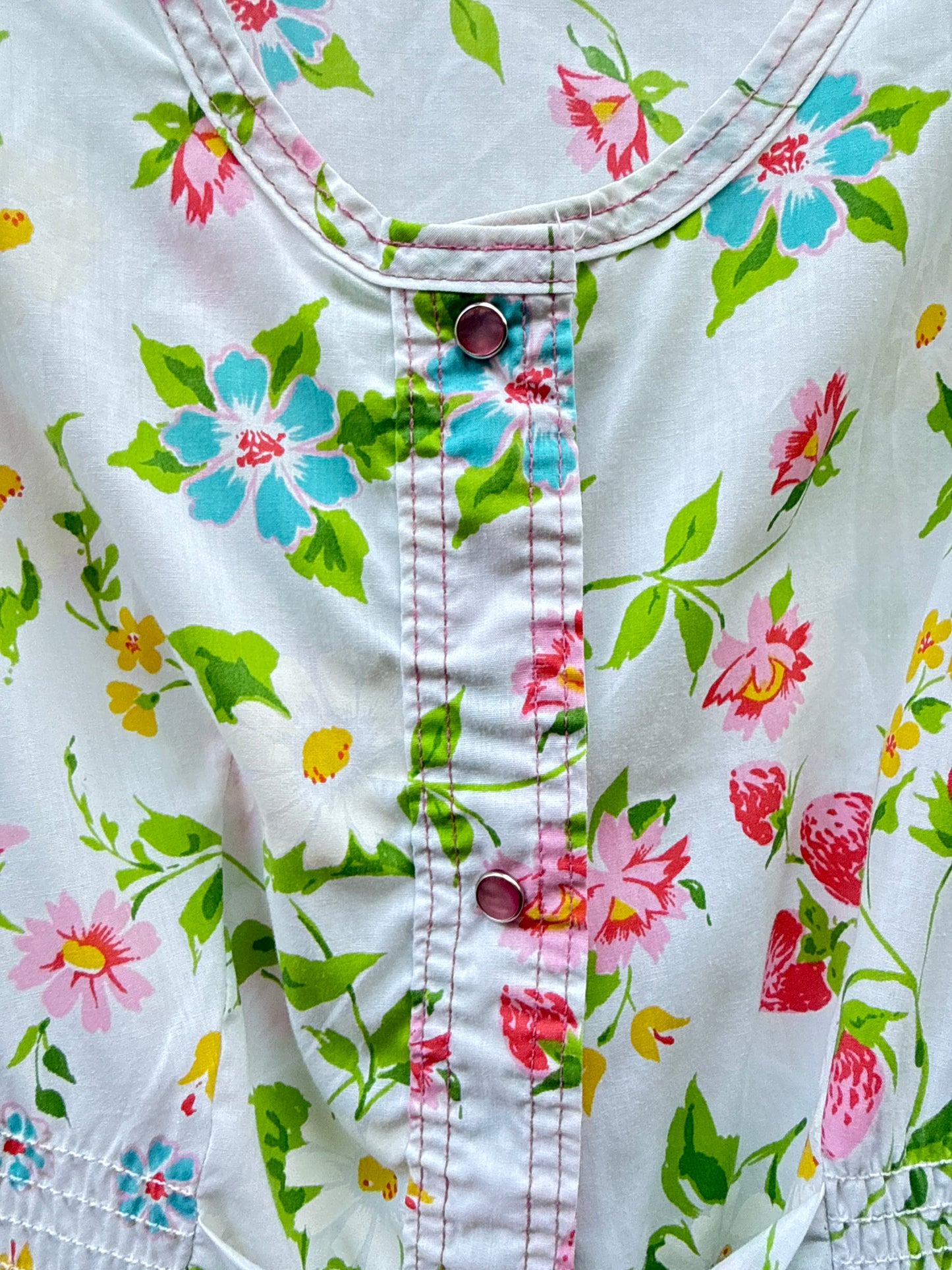 1970s Floral Dress with Pink Pearl Snap Buttons