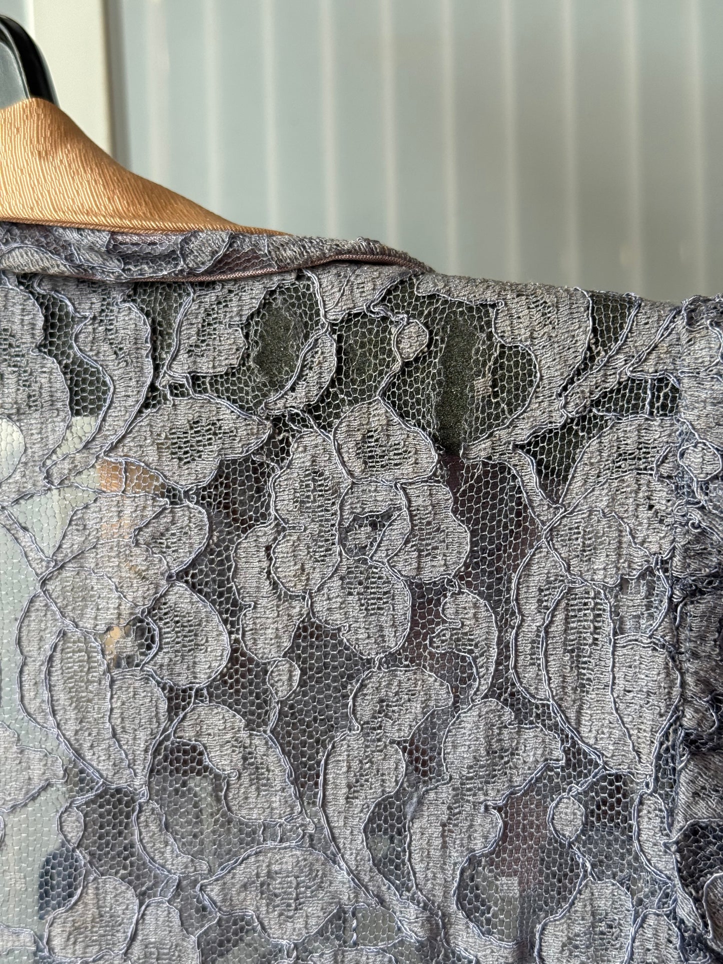 1940s Periwinkle Sheer Lace Overlay w/ Rouched Puff Sleeve & Double Collar