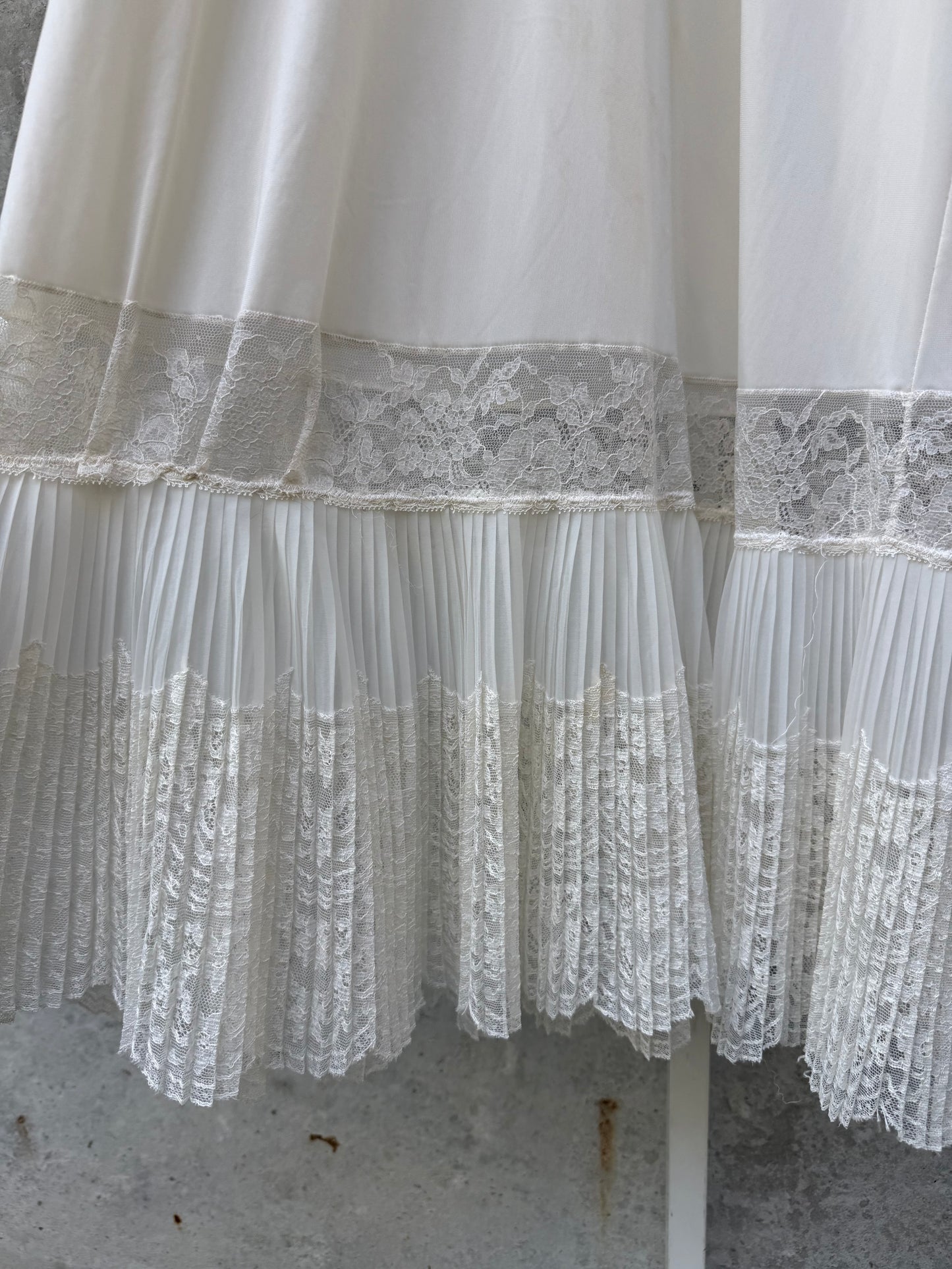 1960s White Lace Slip with Pleated Hem