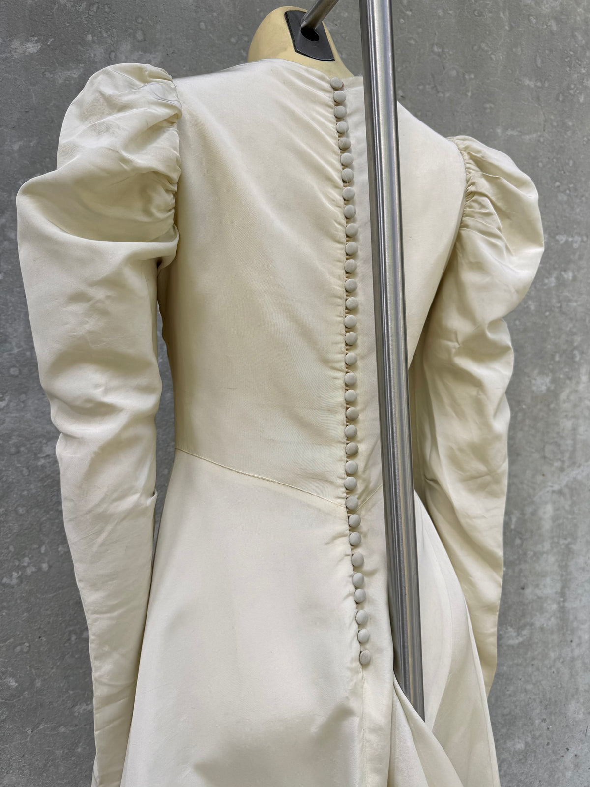 1940s Cream Bodice-Ruching Wedding Dress