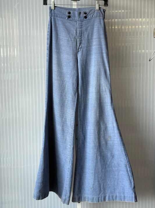 1970s Flared Light wash Denim Bellbottom Jeans