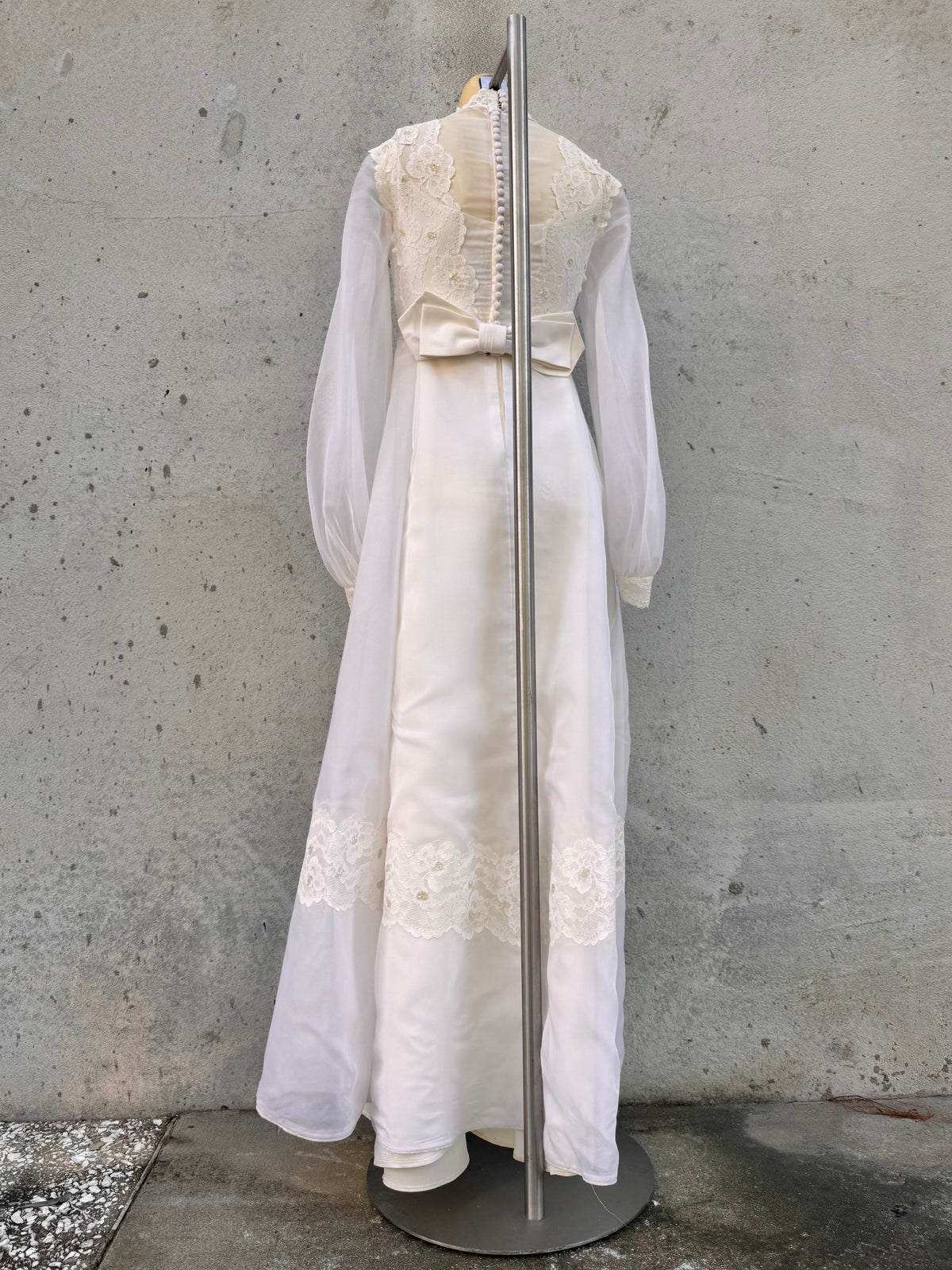 1970s White Organza Empire-Waist Wedding Dress