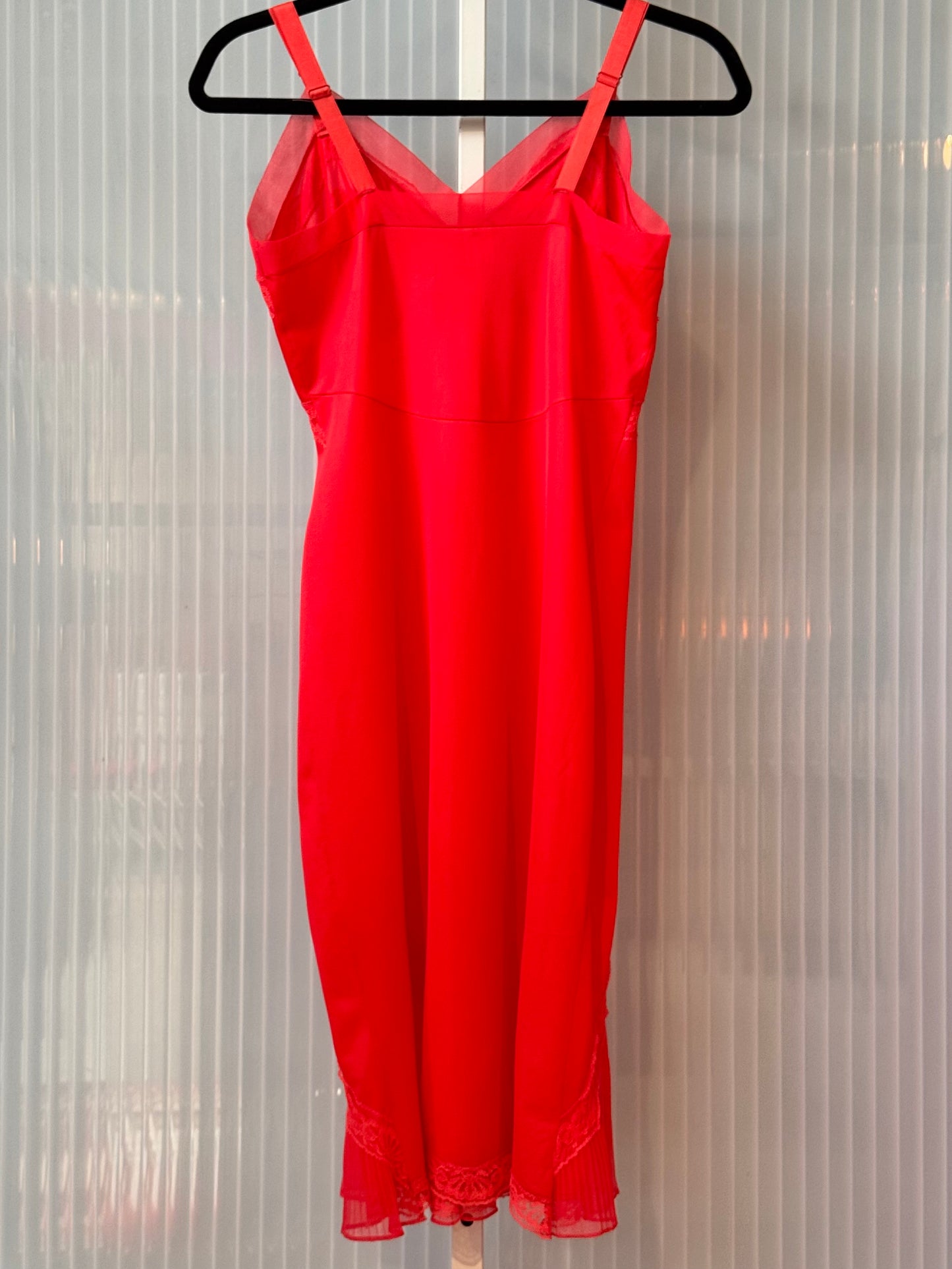 1950s Hot Pink / Red Slip