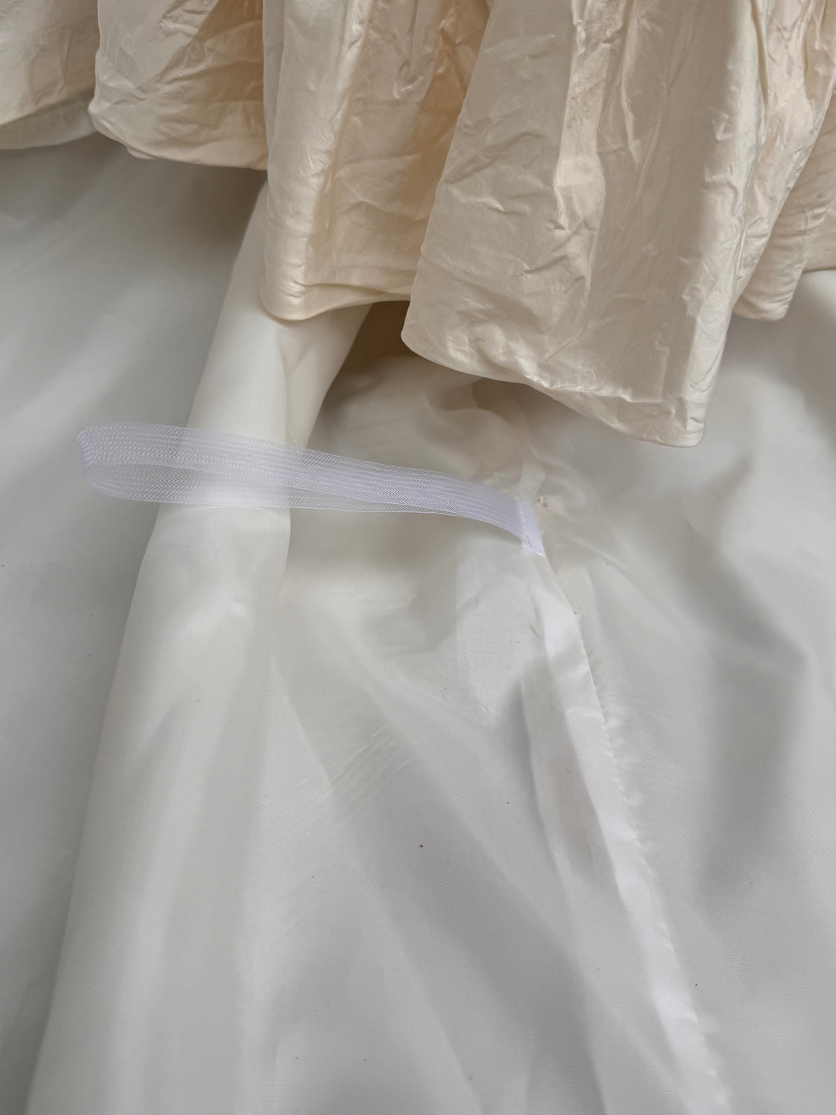 1980s Off-white Floral Lace & Pearl Taffeta Wedding Dress