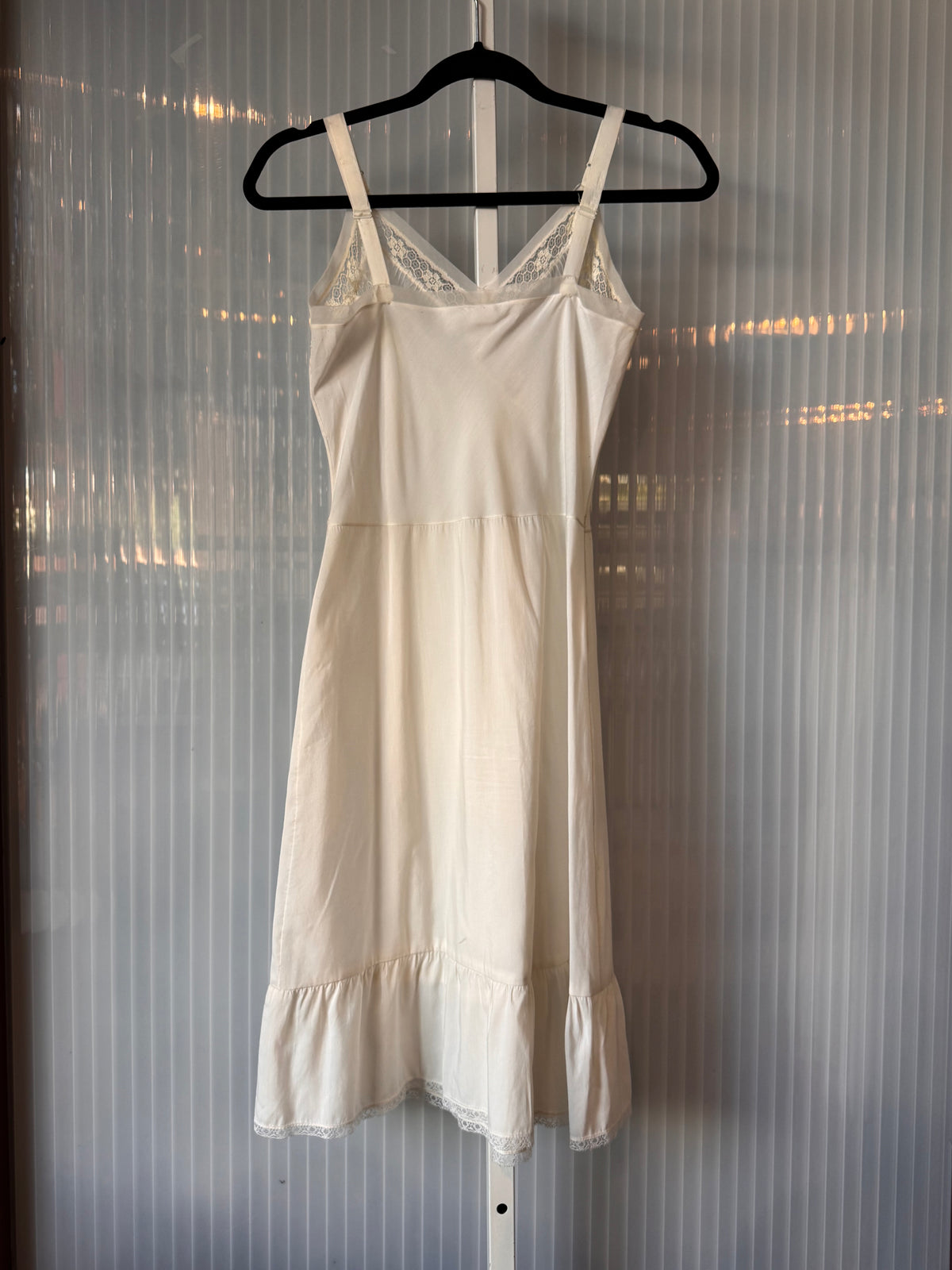 1960s Lacy White Slip with Gathered Hem