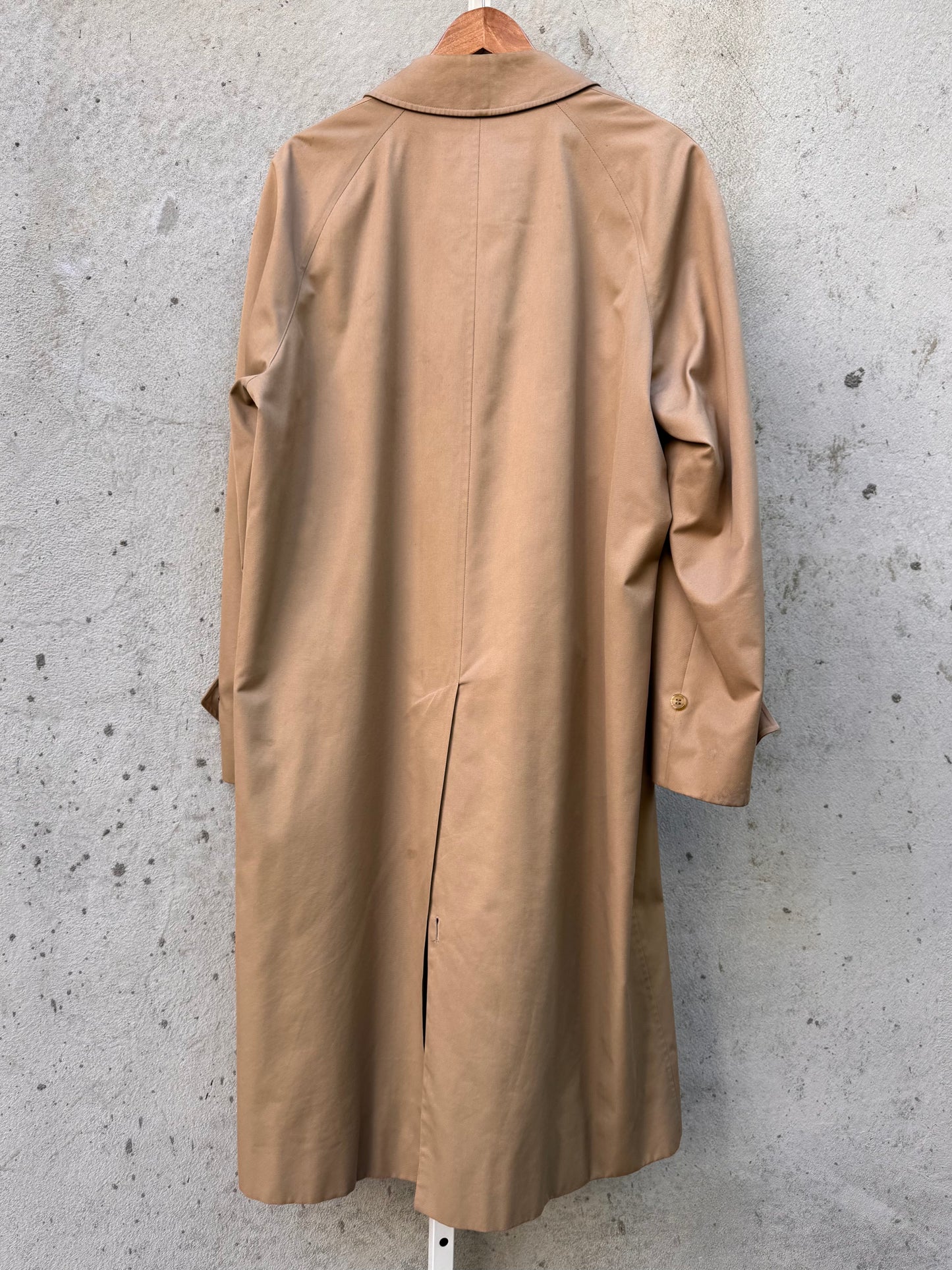 1980s Burberrys Trenchcoat