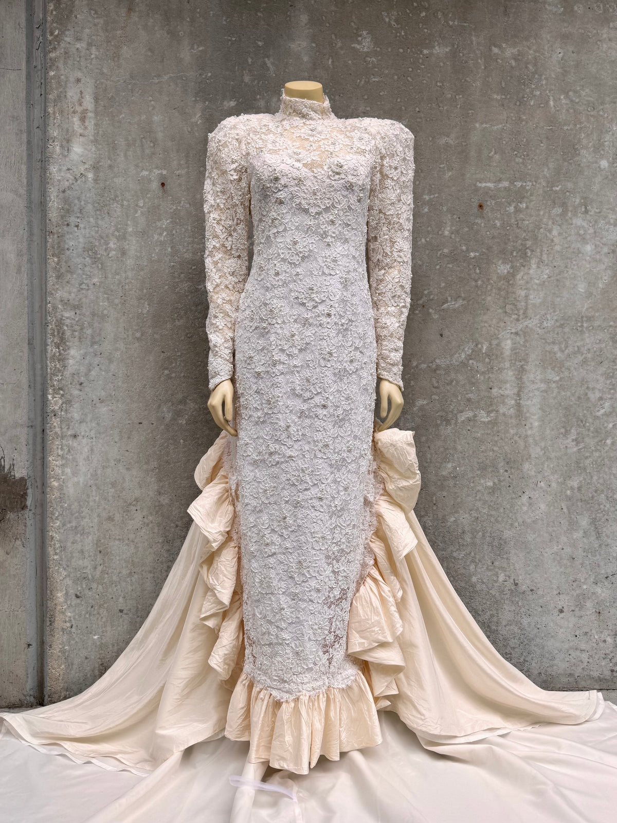1980s Off-white Floral Lace & Pearl Taffeta Wedding Dress